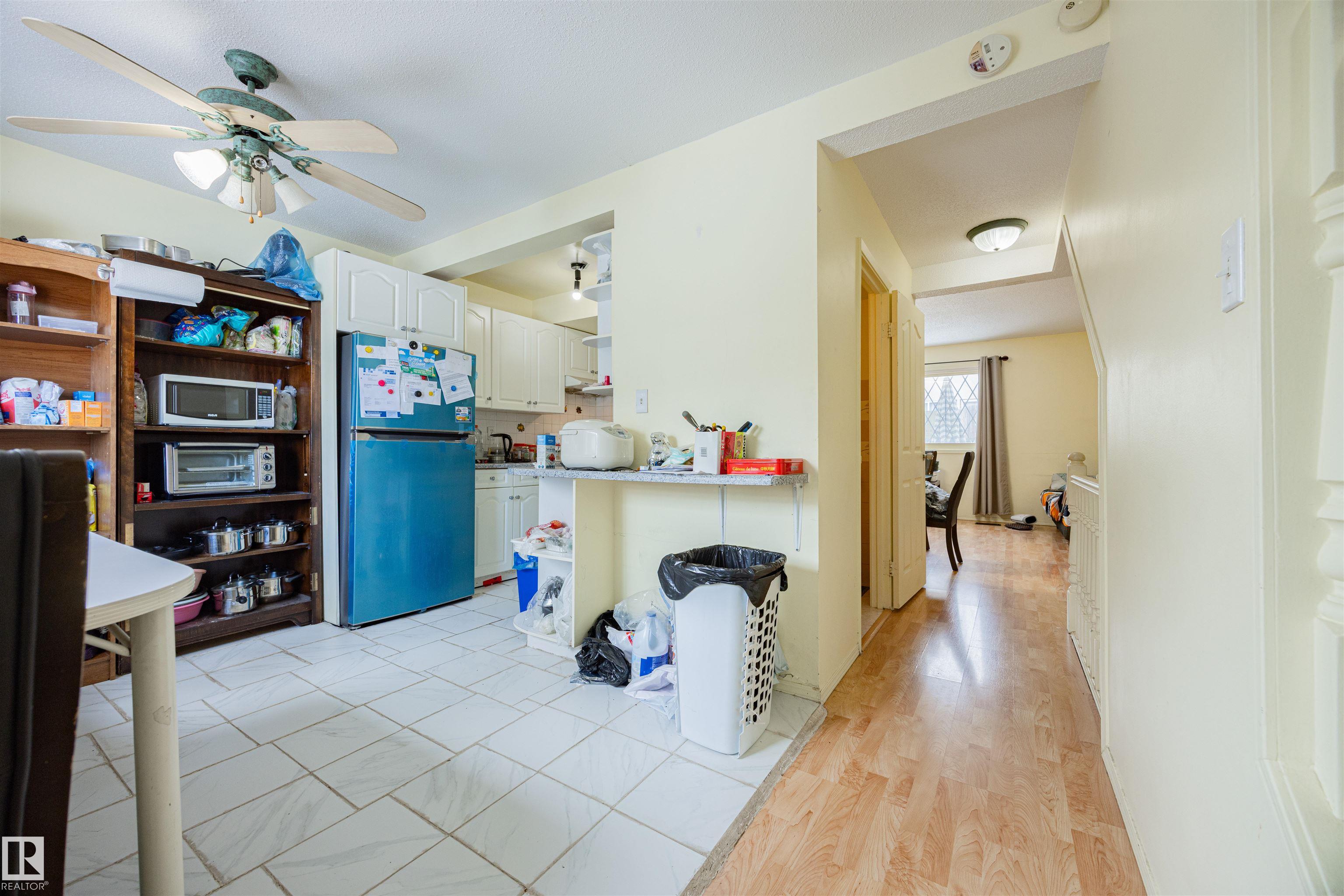 Photo 10 at 774 Abbottsfield Road NW, Abbottsfield, Edmonton