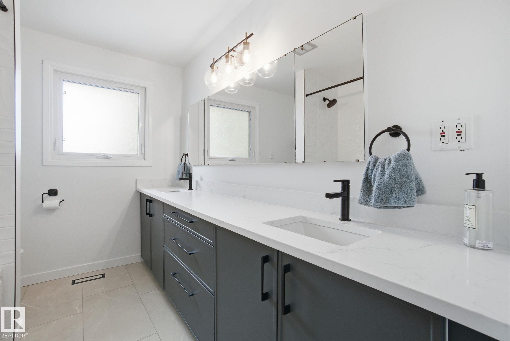 Photo 18 at 4808 122a Street NW, Lansdowne, Edmonton