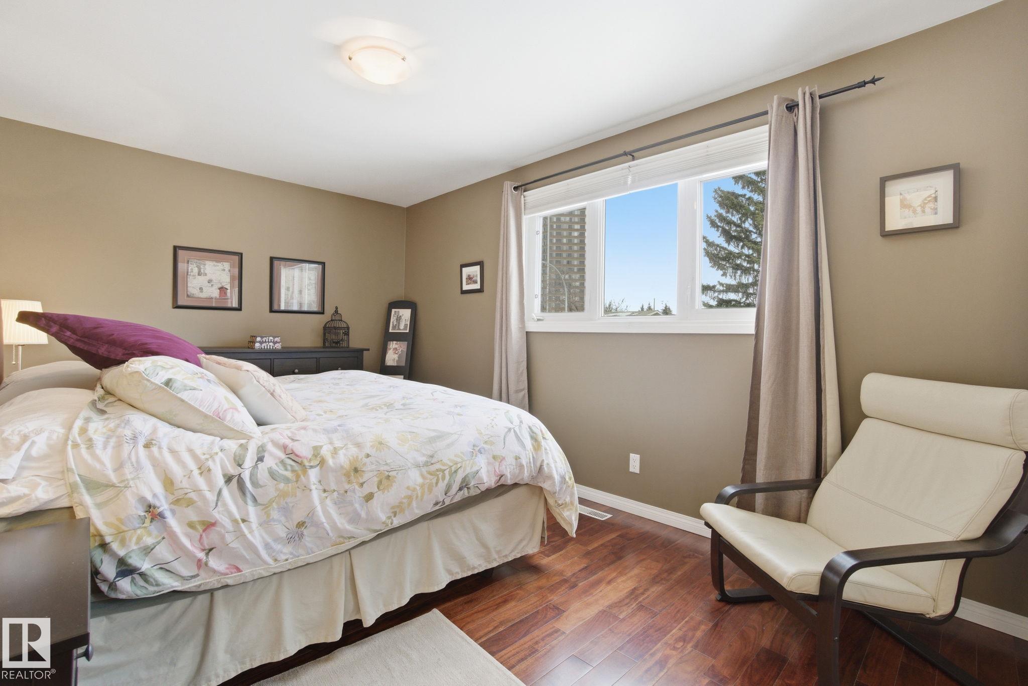 Photo 21 at 4808 122a Street NW, Lansdowne, Edmonton