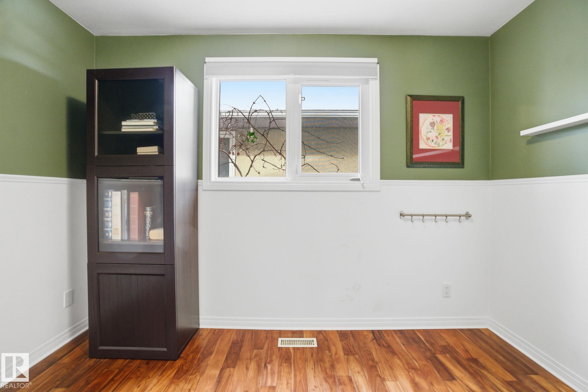 Photo 29 at 4808 122a Street NW, Lansdowne, Edmonton