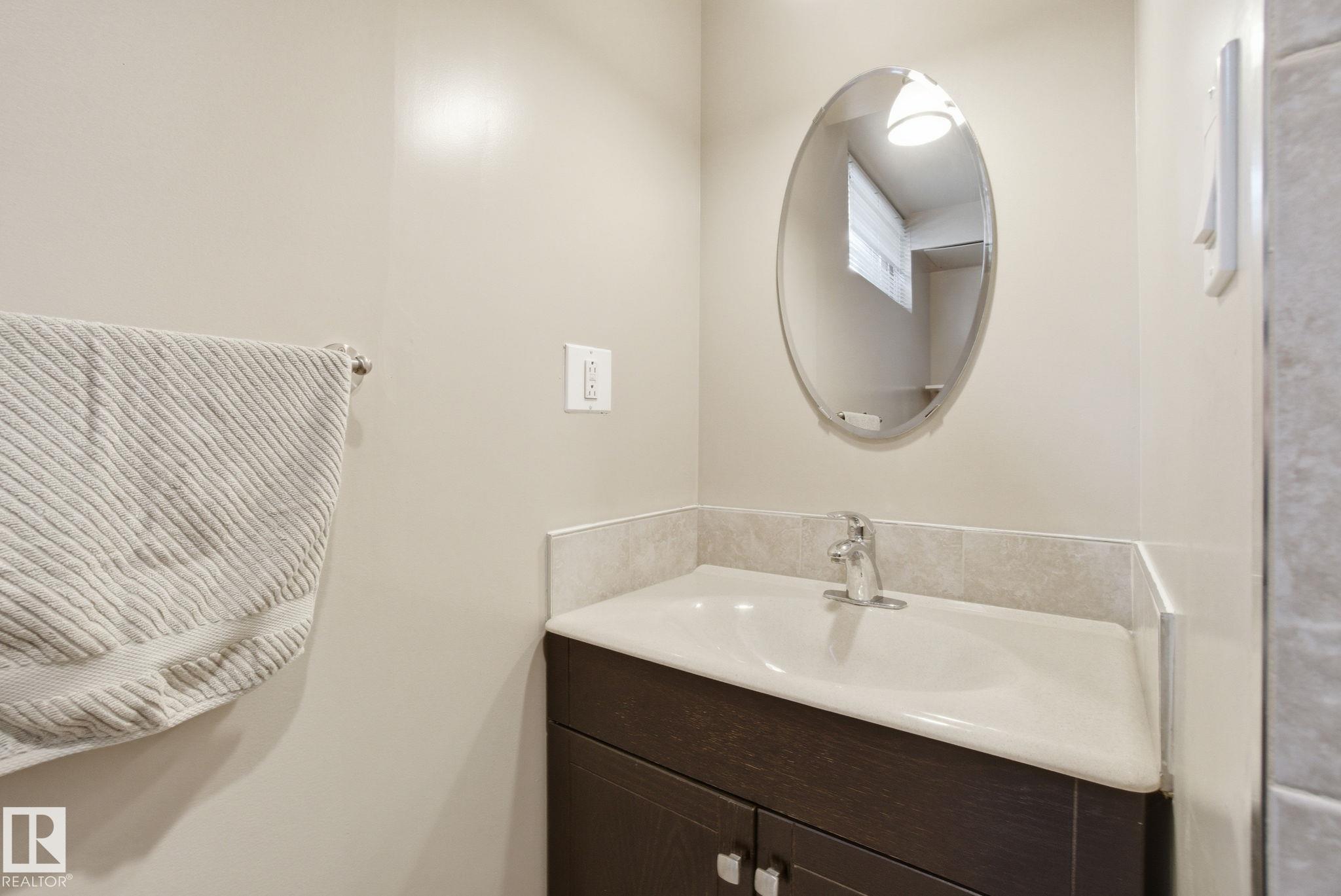 Photo 35 at 4808 122a Street NW, Lansdowne, Edmonton