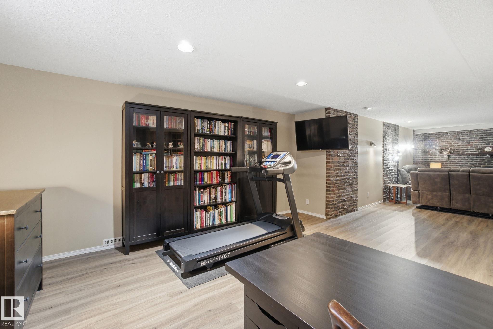 Photo 42 at 4808 122a Street NW, Lansdowne, Edmonton