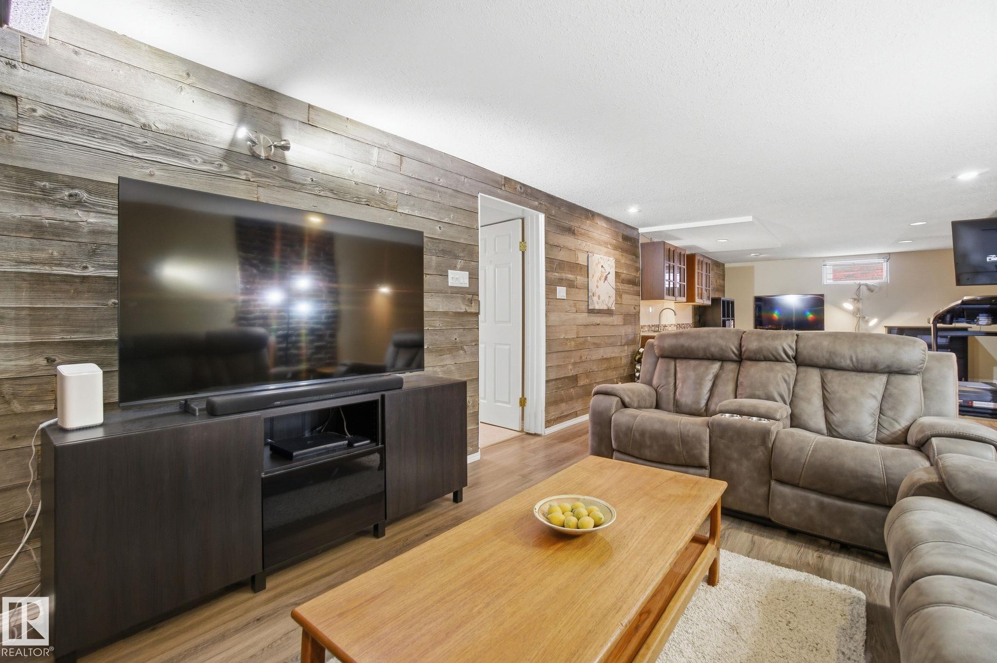 Photo 46 at 4808 122a Street NW, Lansdowne, Edmonton