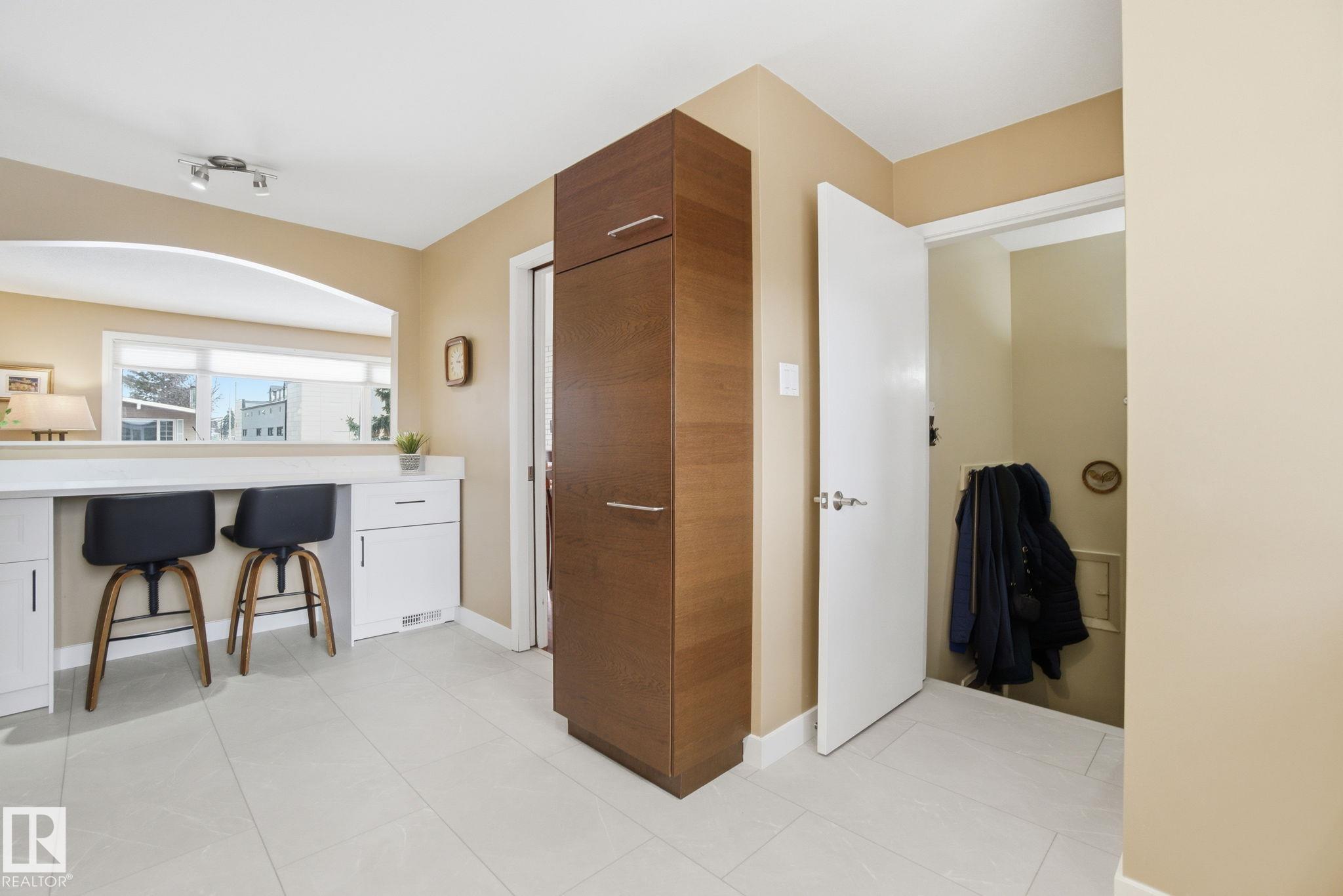 Photo 8 at 4808 122a Street NW, Lansdowne, Edmonton