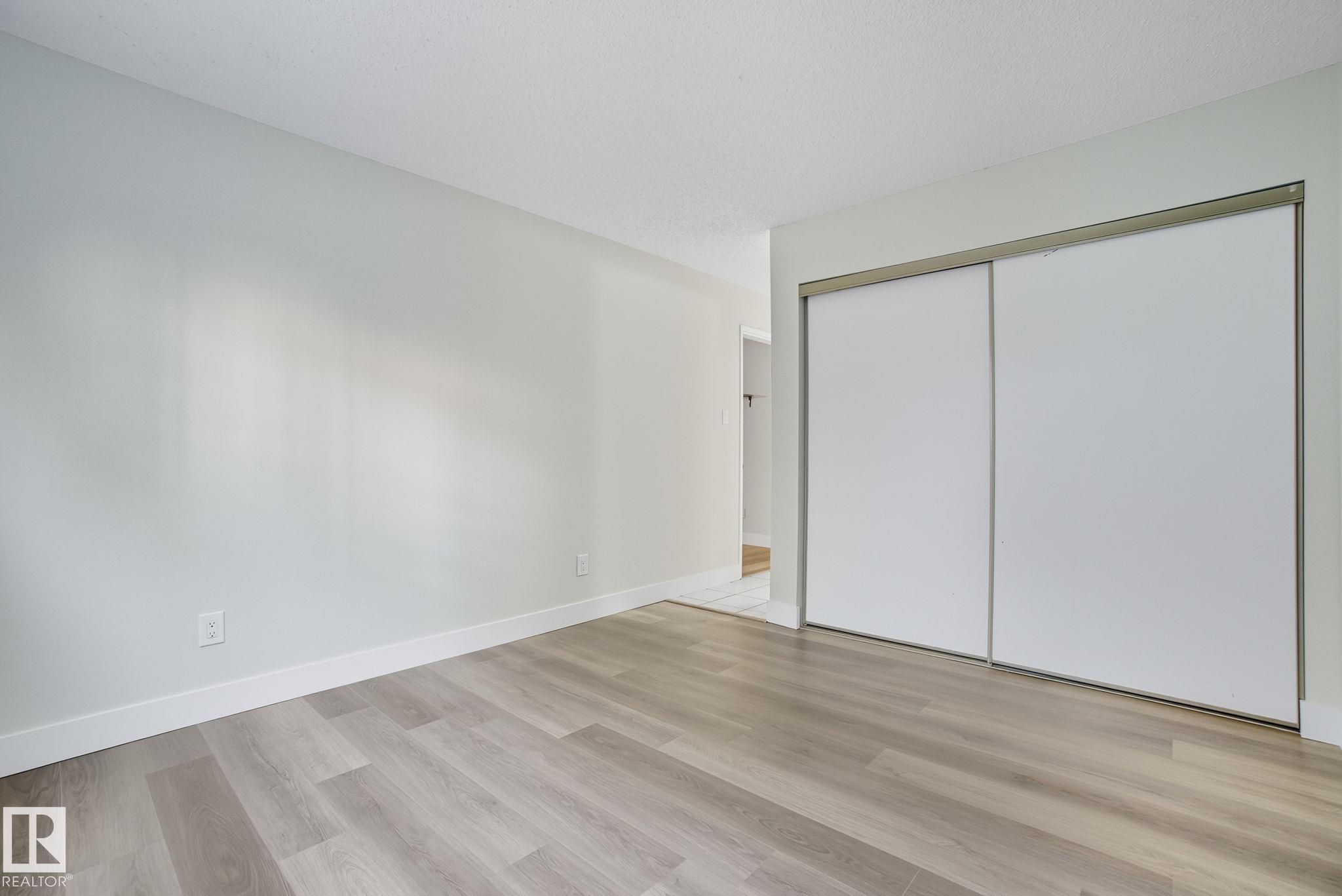 Photo 22 at 6 - 10160 119 Street NW, Wîhkwêntôwin, Edmonton