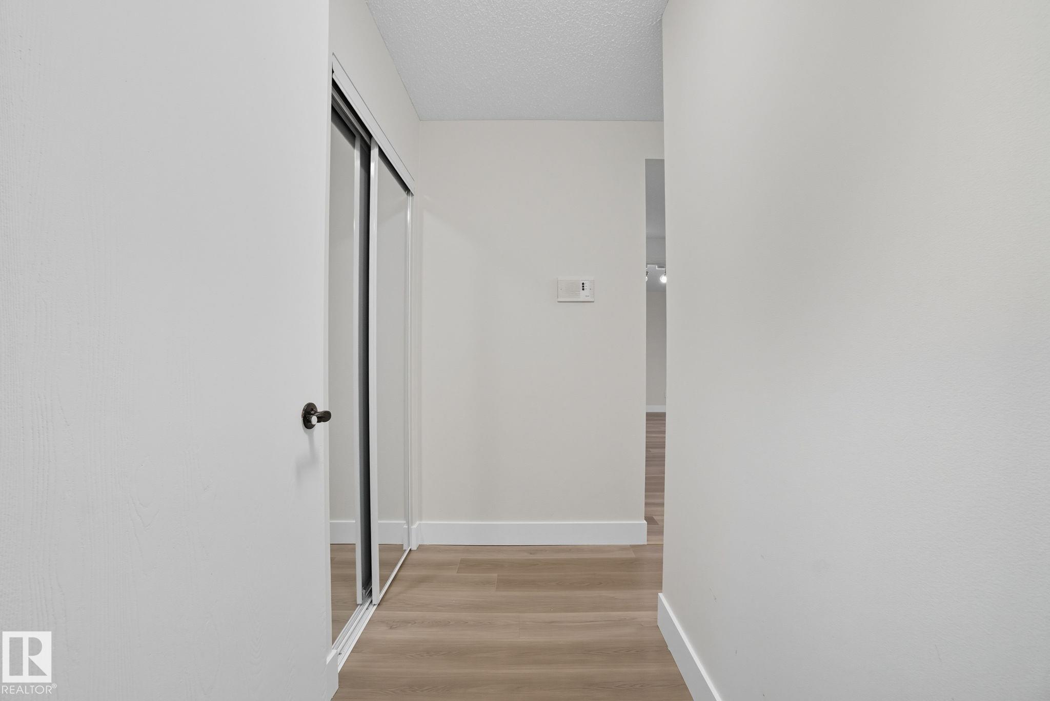 Photo 6 at 6 - 10160 119 Street NW, Wîhkwêntôwin, Edmonton