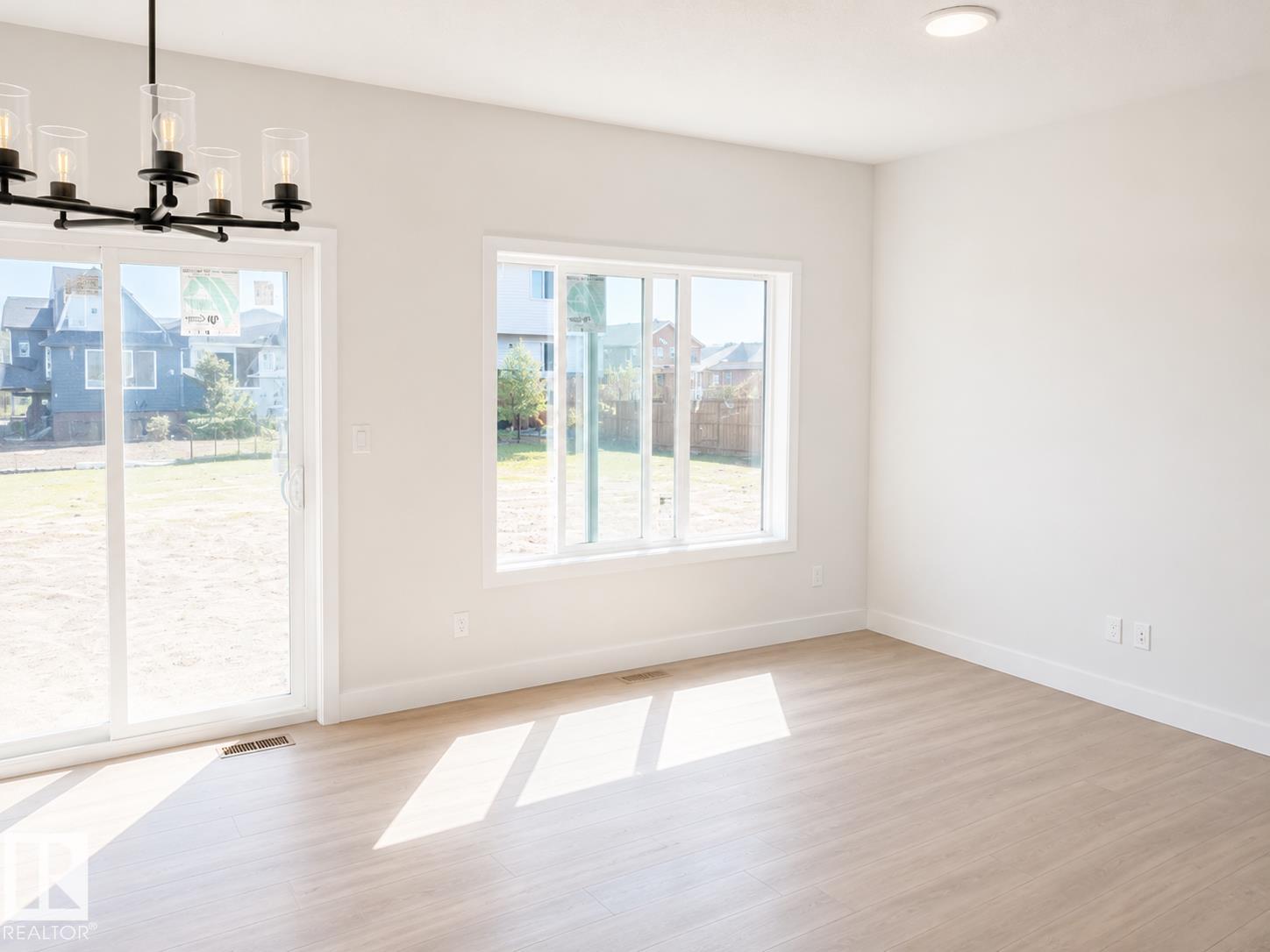 https://zimg.paragon.ice.com/ParagonImages/Property/PM/RAE/225392564/6/0/0/46923cd8cbc35f28239937422ed33989/1/9c0a7866cc823a28da6af426f4d3ffdd/225392564-dcb7a300-a769-4b3c-8654-950d4633f6ab.JPG