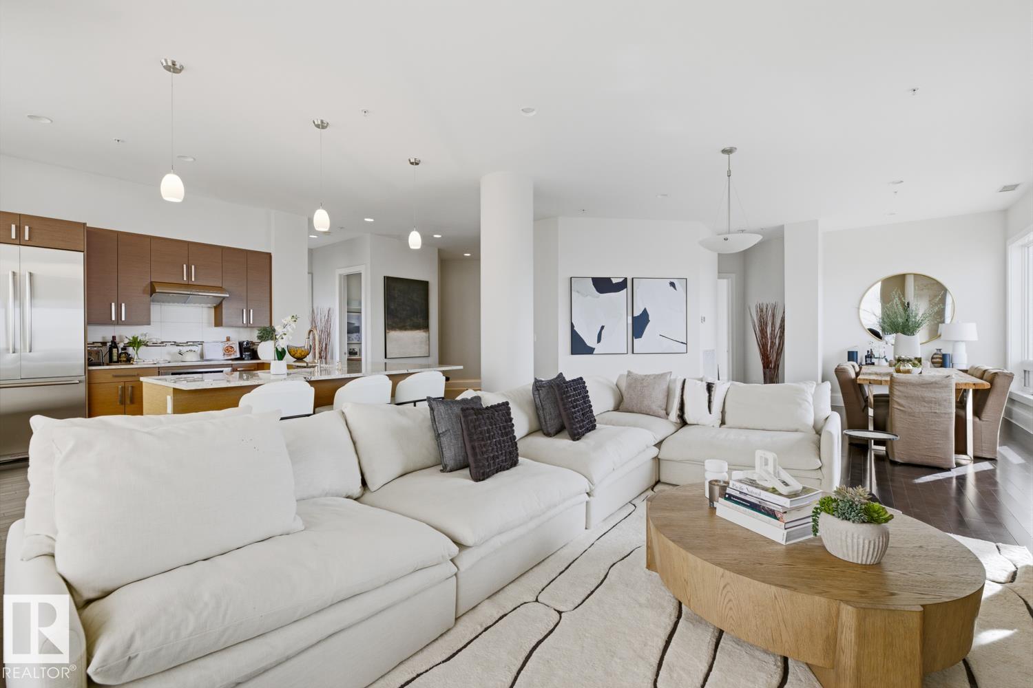 #3502 10152 104 ST NW