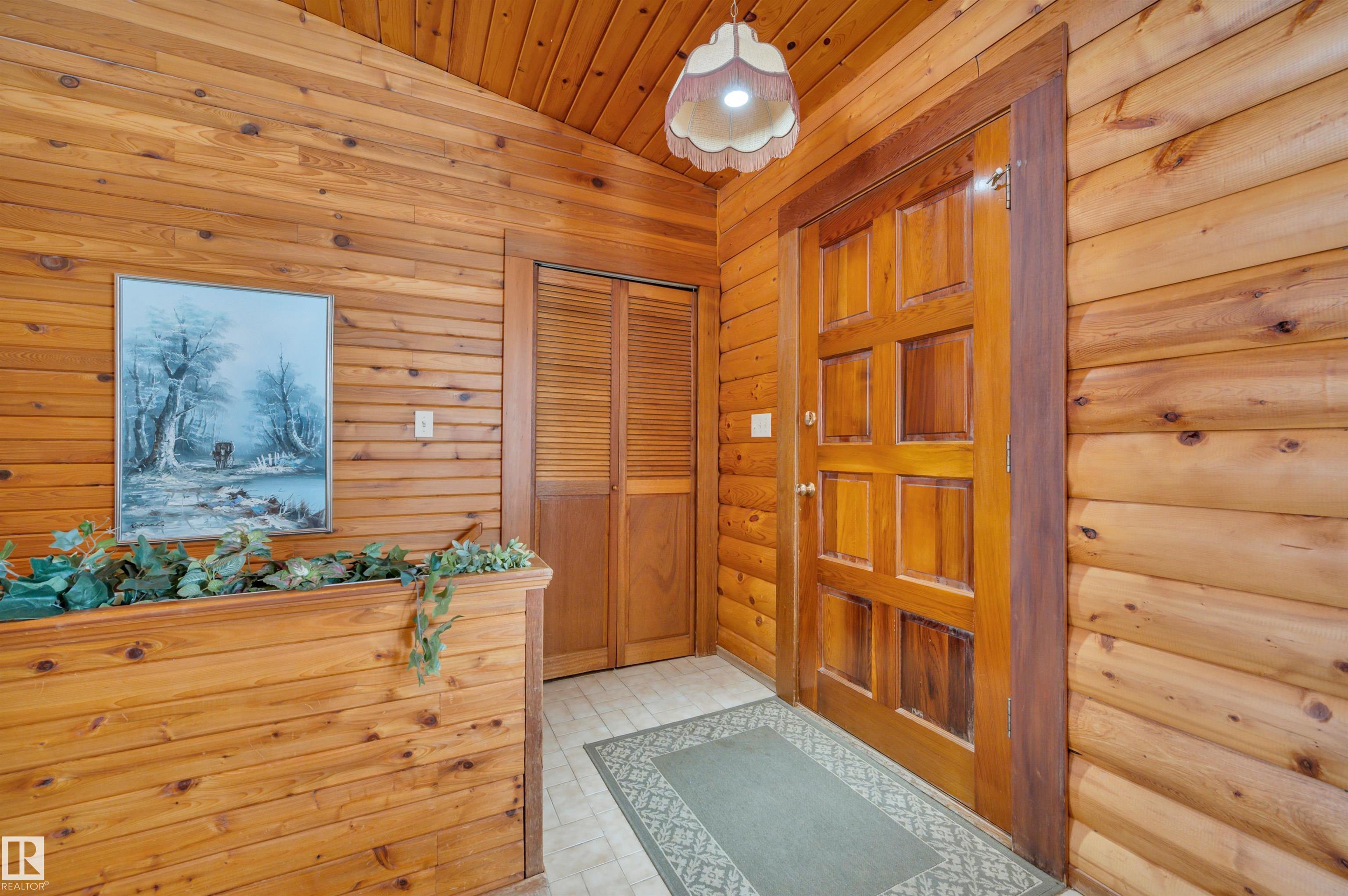 Photo 13 at 50 - 52442 Rge Road 220, Greenhaven Estates, Rural Strathcona County