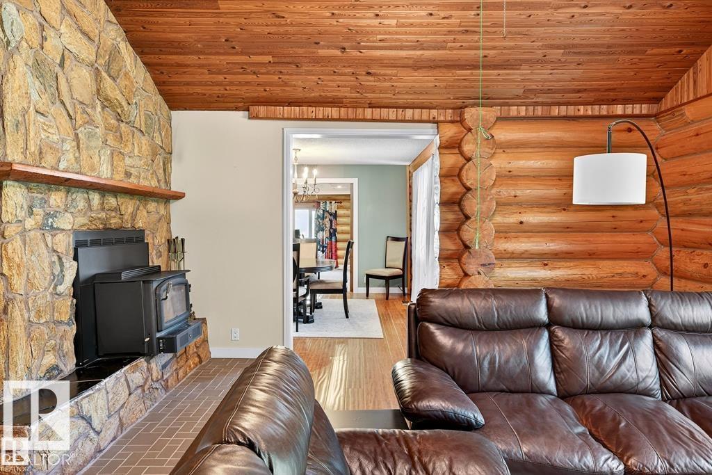 Photo 21 at 4 - 51317 Hghway 60, Spanish Oaks, Rural Parkland County