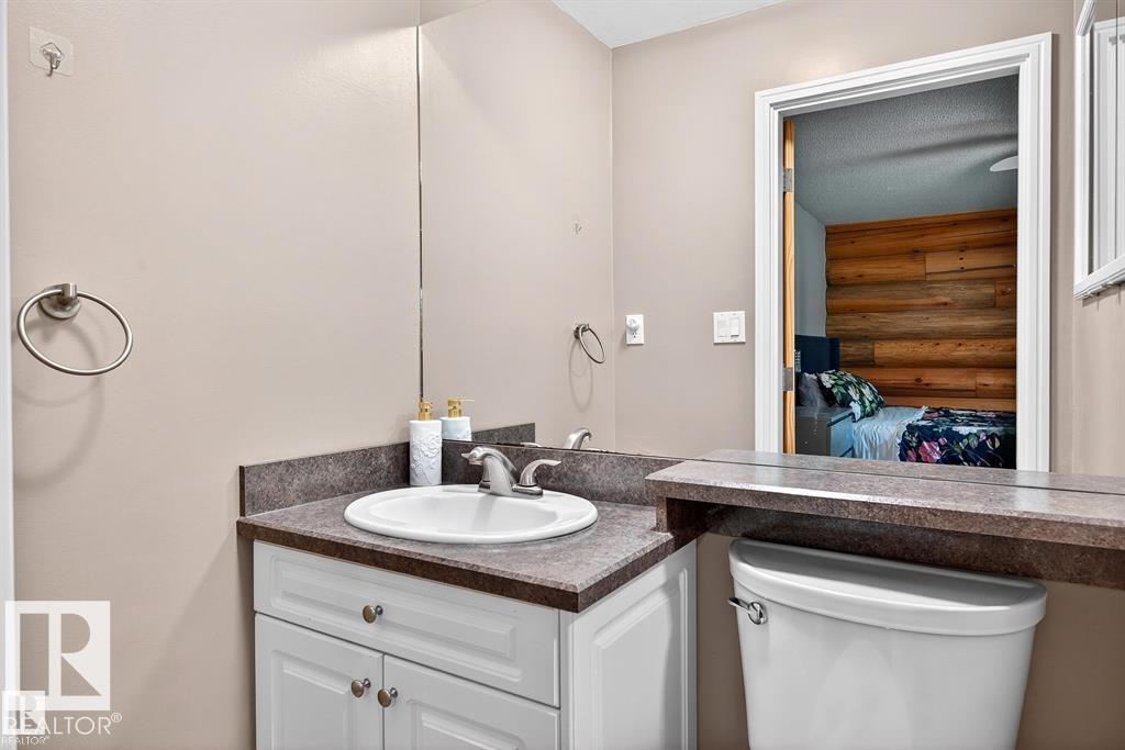 Photo 24 at 4 - 51317 Hghway 60, Spanish Oaks, Rural Parkland County