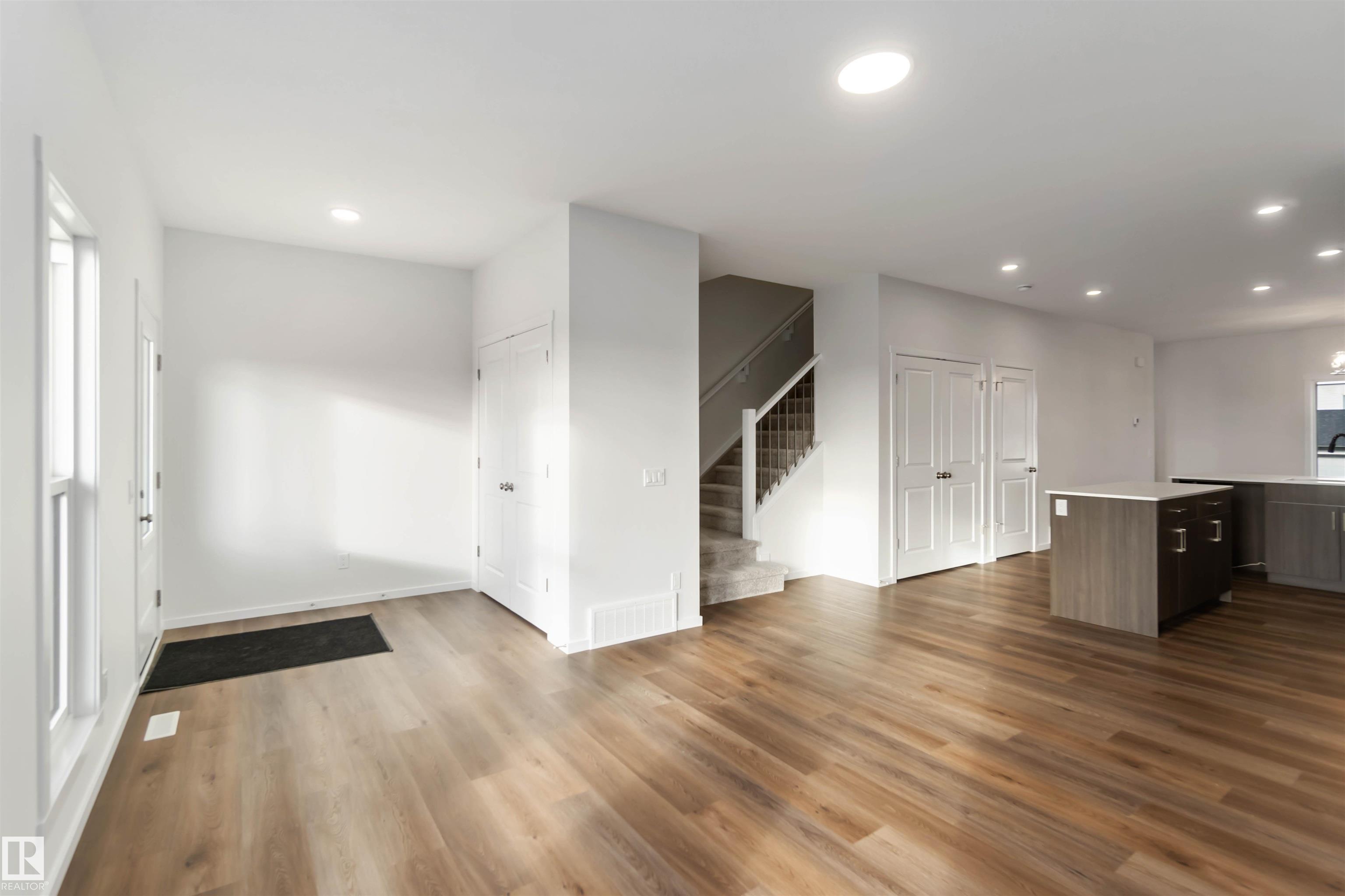 Photo 6 at 5452 Hawthorn run SW, The Orchards At Ellerslie, Edmonton