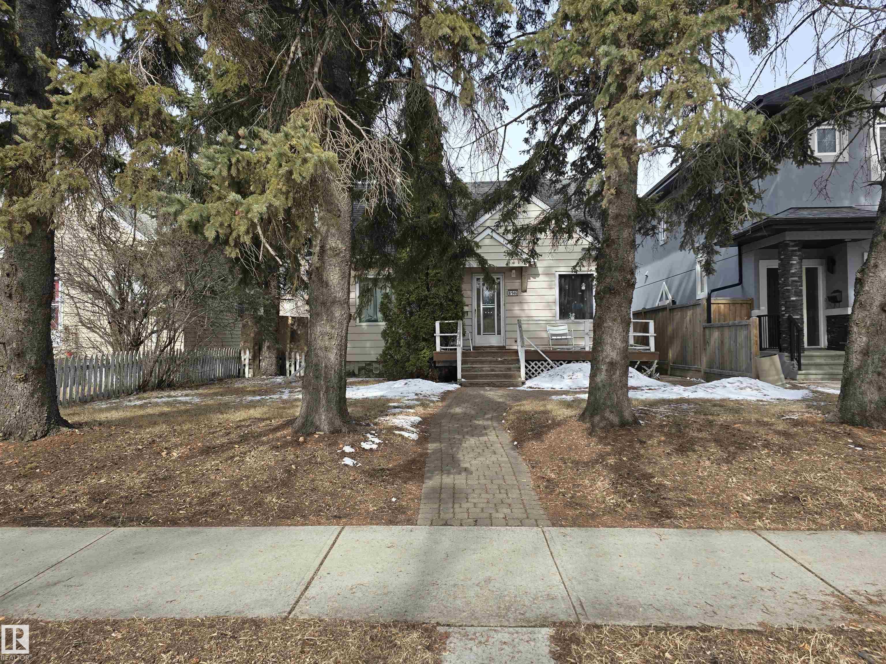 8146 78 Avenue NW, King Edward Park, Edmonton