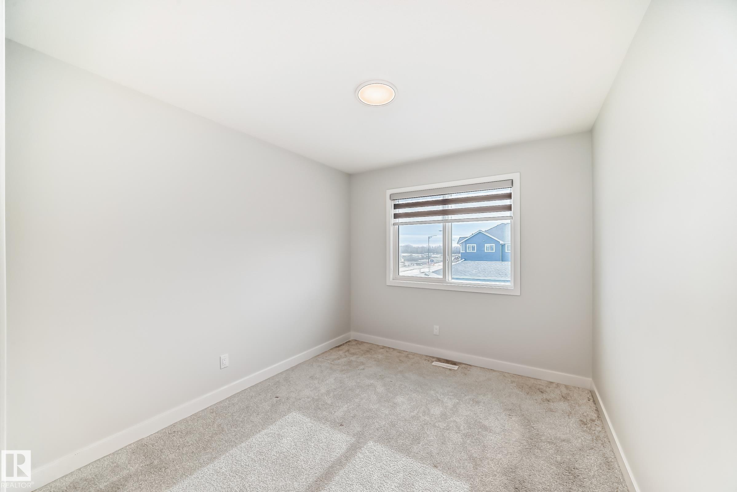 https://zimg.paragon.ice.com/ParagonImages/Property/PM/RAE/225392591/30/0/0/bc0edce84255ea734ad25344084f12d3/1/69b5c5442637c3d66cc6c0245c13668c/225392591-e586c3a4-08d0-457f-93d6-0b3a0285790a.JPG