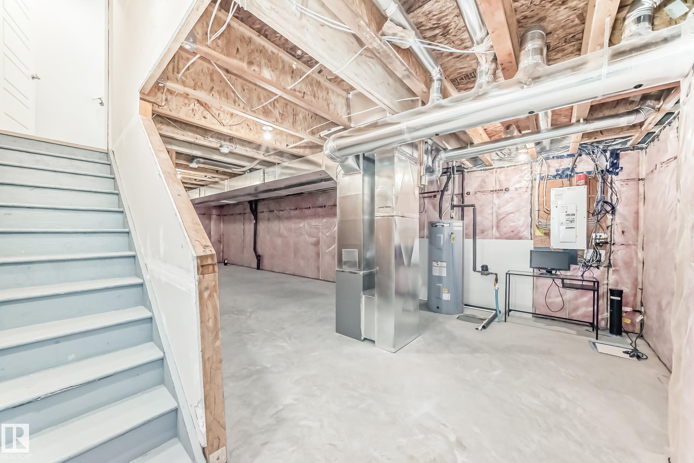 https://zimg.paragon.ice.com/ParagonImages/Property/PM/RAE/225392591/40/0/0/ba681072aedef9d7ba13b024e01a59a9/1/69b5c5442637c3d66cc6c0245c13668c/225392591-c73a9259-a386-4410-b59a-c7374c64a482.JPG