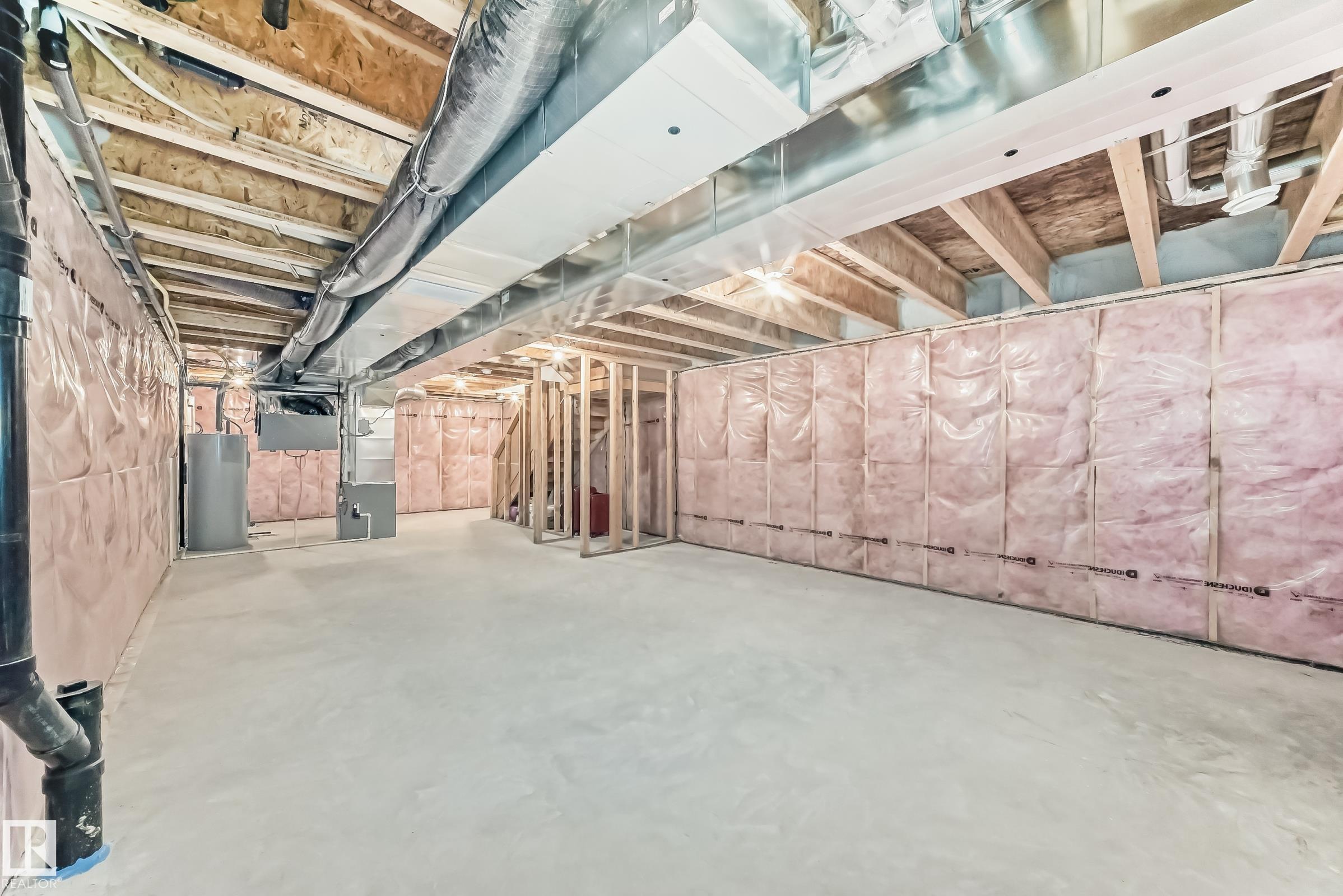 https://zimg.paragon.ice.com/ParagonImages/Property/PM/RAE/225392591/43/0/0/99d9dab49ef3038e7a31ca17b99deb48/1/69b5c5442637c3d66cc6c0245c13668c/225392591-5e5f3262-092b-4a93-bfb6-a4cd7c349676.JPG