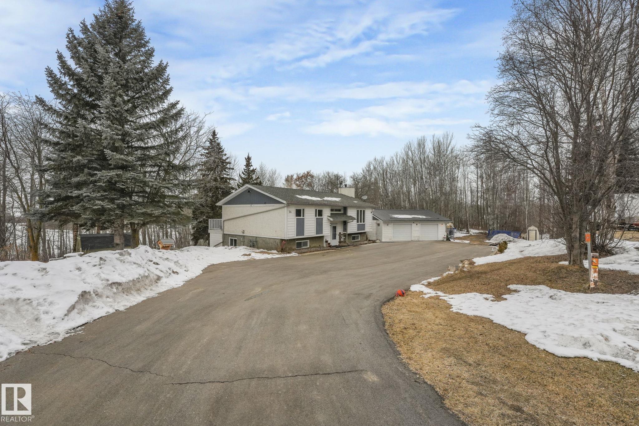 Photo 8 at 24 - 2022 Parkland Drive, Marrakesh Properties, Rural Parkland County