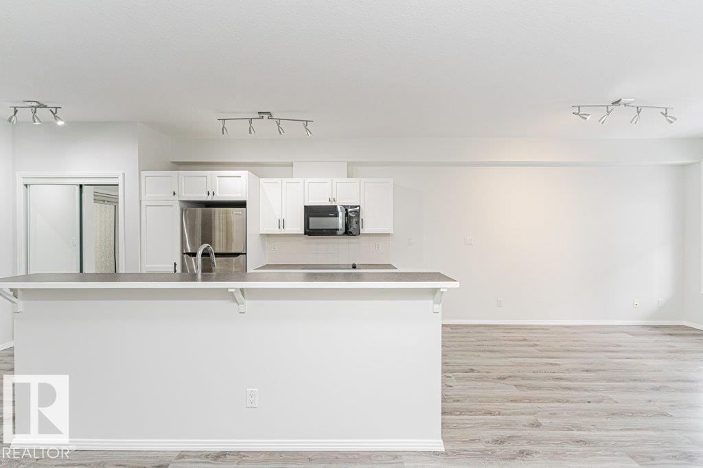 Photo 14 at 211 - 9828 112 Street NW, Wîhkwêntôwin, Edmonton