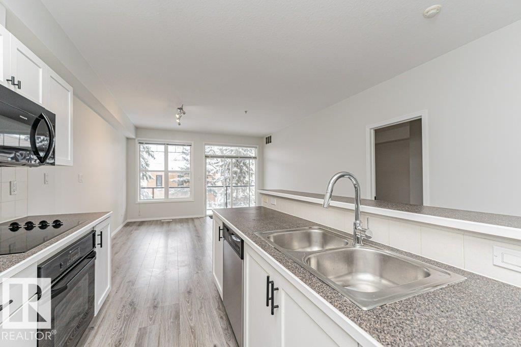 Photo 20 at 211 - 9828 112 Street NW, Wîhkwêntôwin, Edmonton