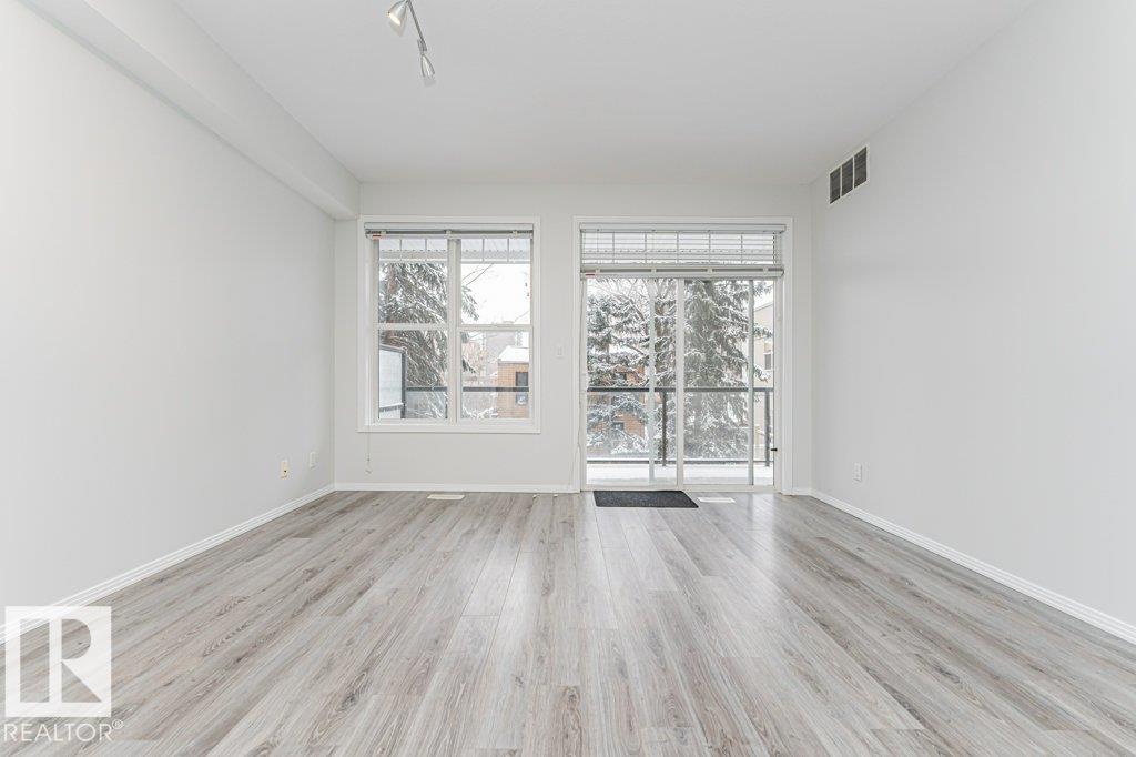 Photo 23 at 211 - 9828 112 Street NW, Wîhkwêntôwin, Edmonton