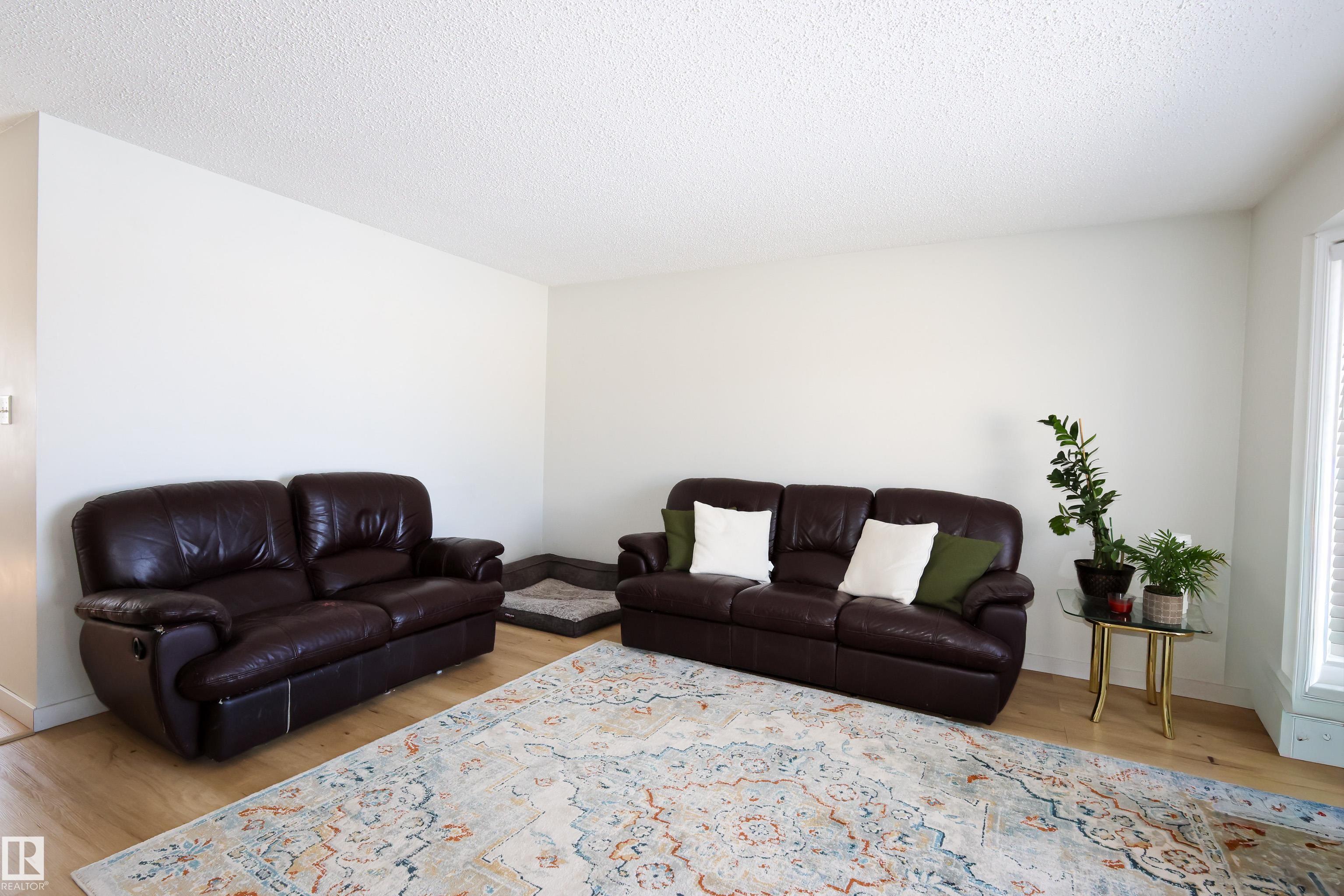 8703 102 Avenue, Morinville