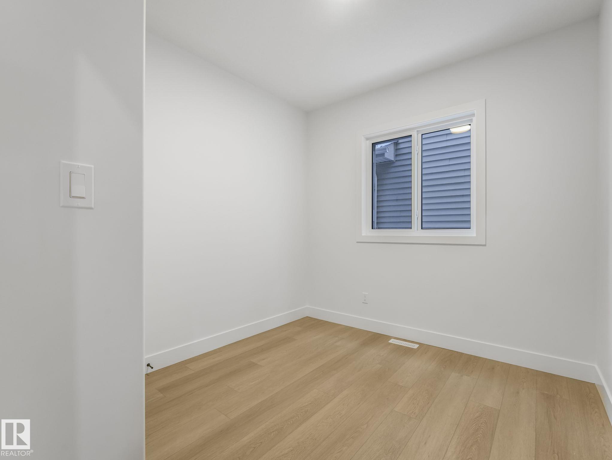 Photo 15 at 75 Meadowgrove Lane, McLaughlin, Spruce Grove