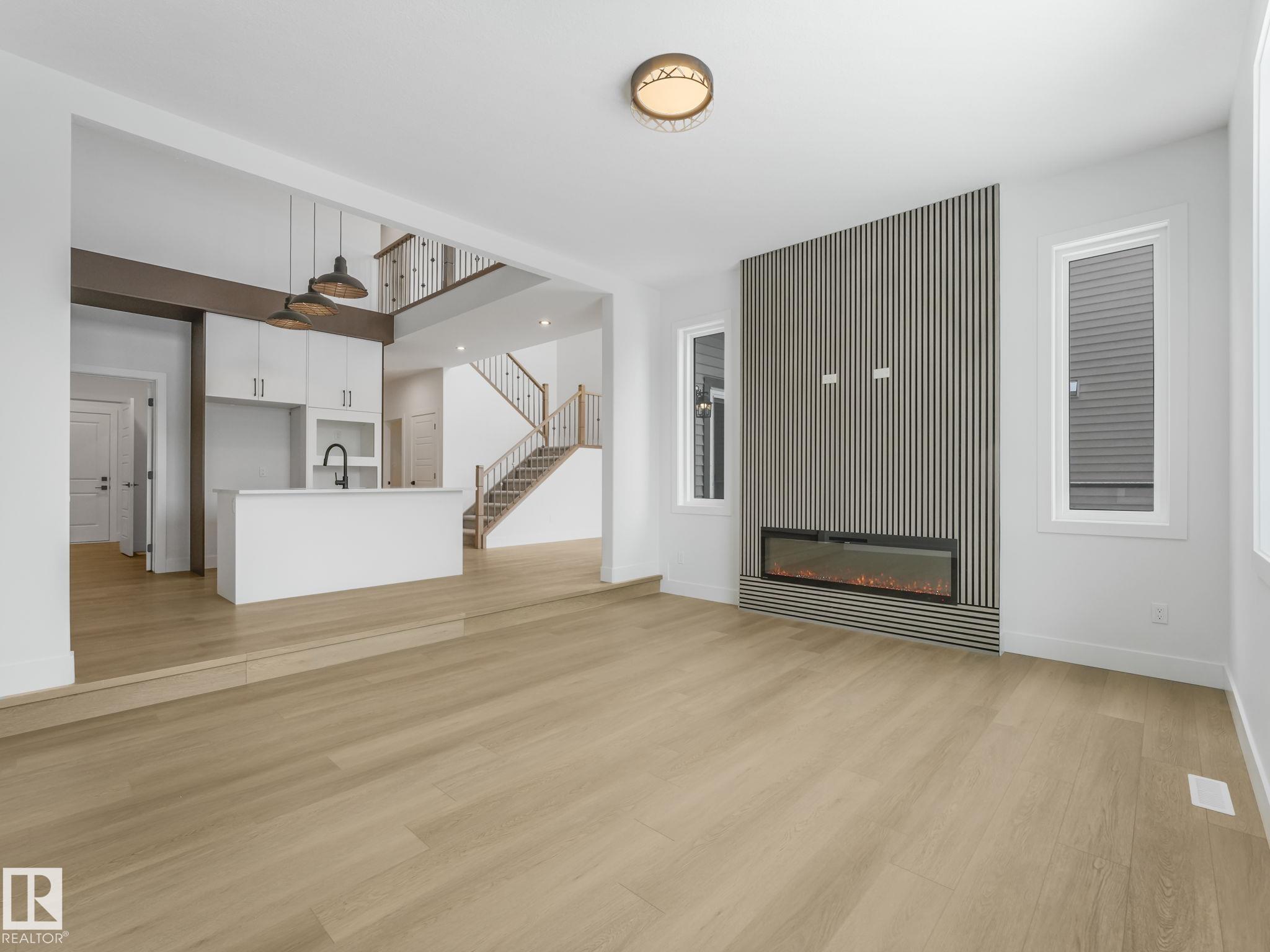 Photo 8 at 75 Meadowgrove Lane, McLaughlin, Spruce Grove