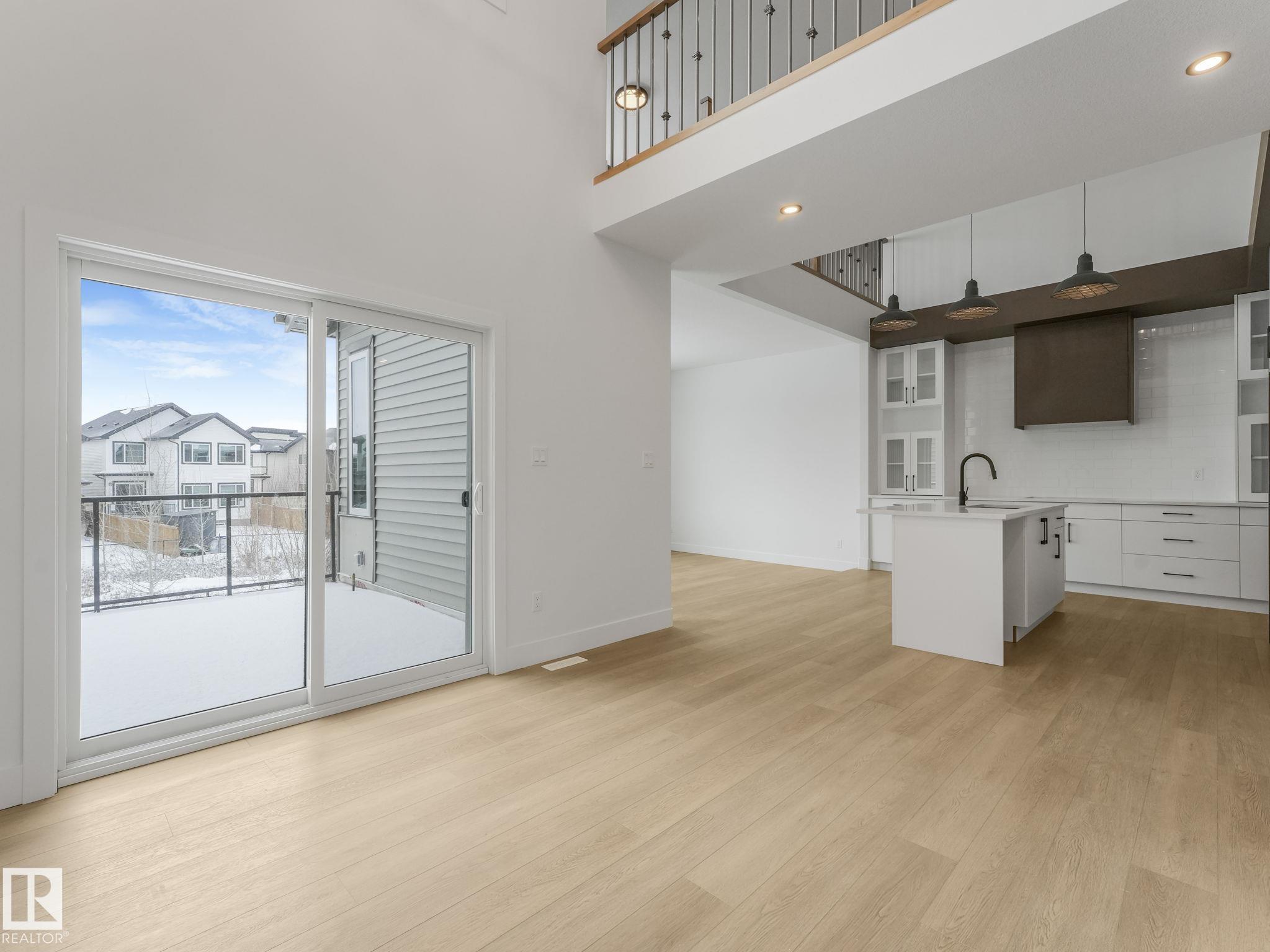 Photo 10 at 75 Meadowgrove Lane, McLaughlin, Spruce Grove