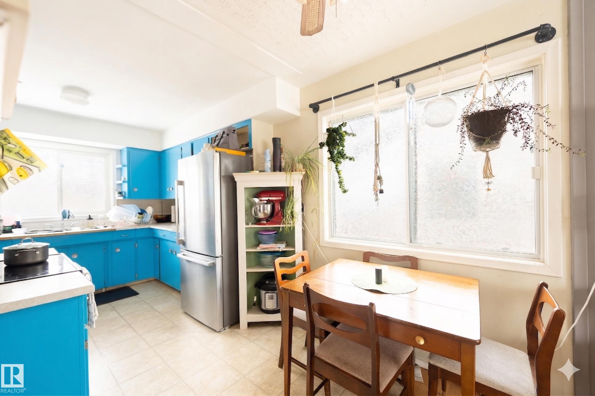 13524 113a Street NW, Kensington, Edmonton