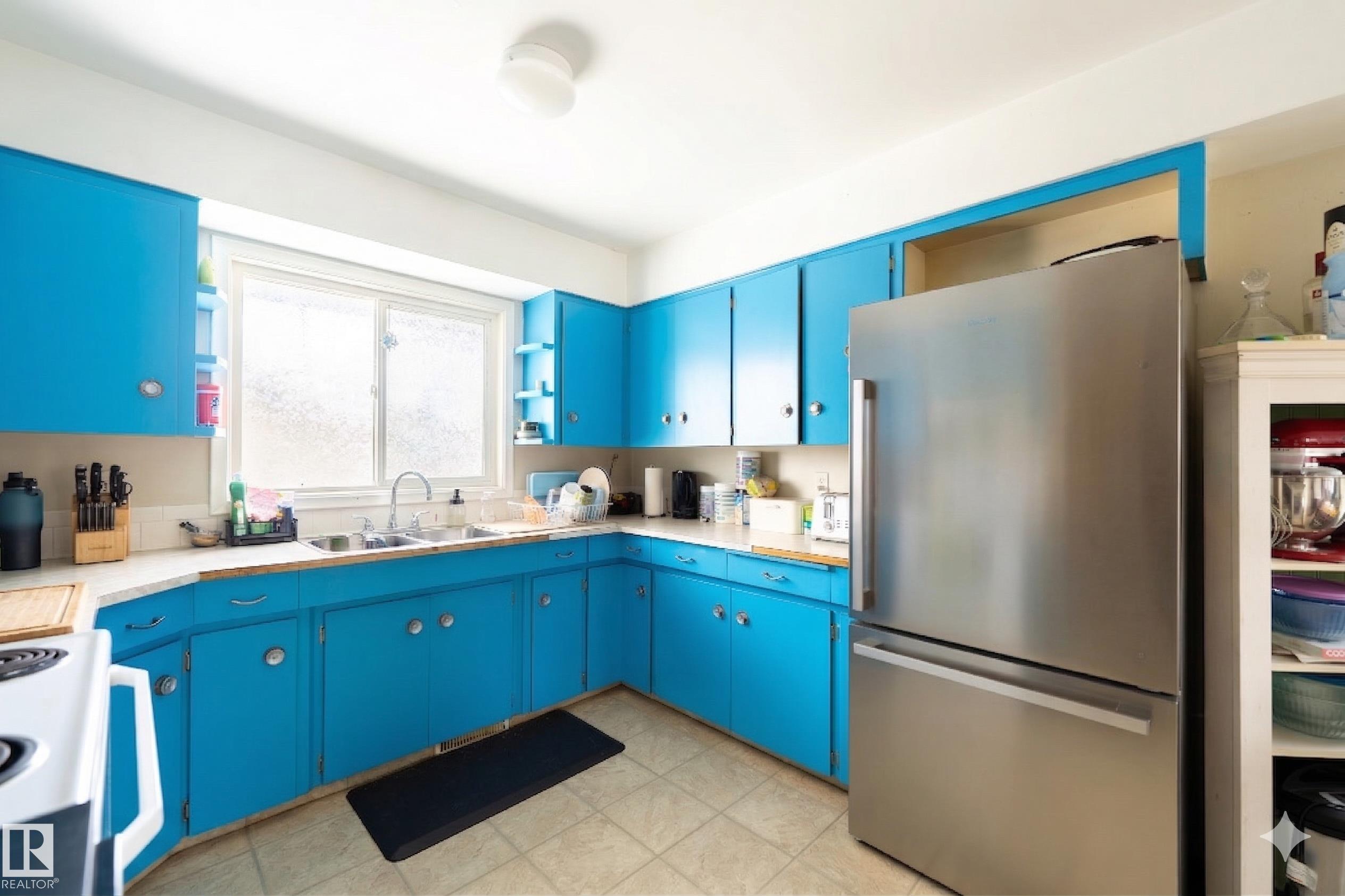 13524 113a Street NW, Kensington, Edmonton