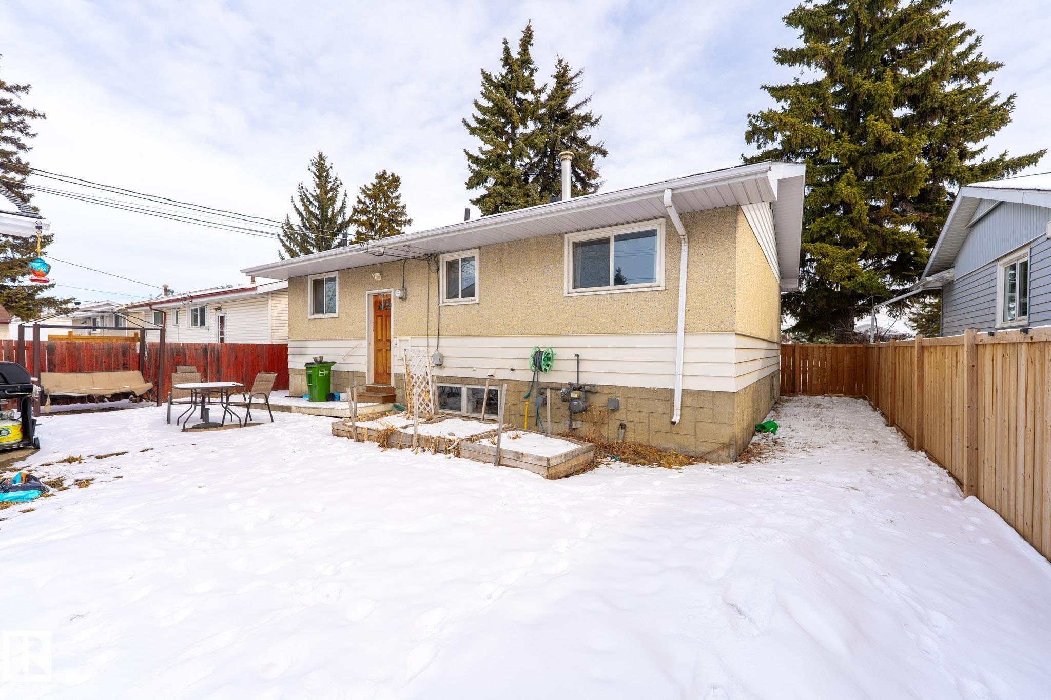 Photo 22 at 13524 113a Street NW, Kensington, Edmonton