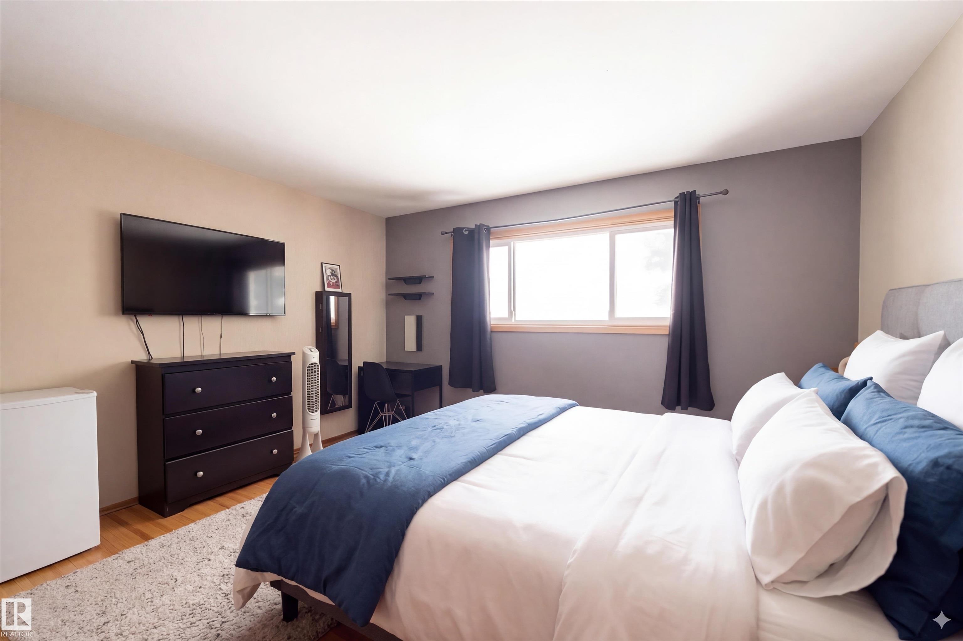 13524 113a Street NW, Kensington, Edmonton