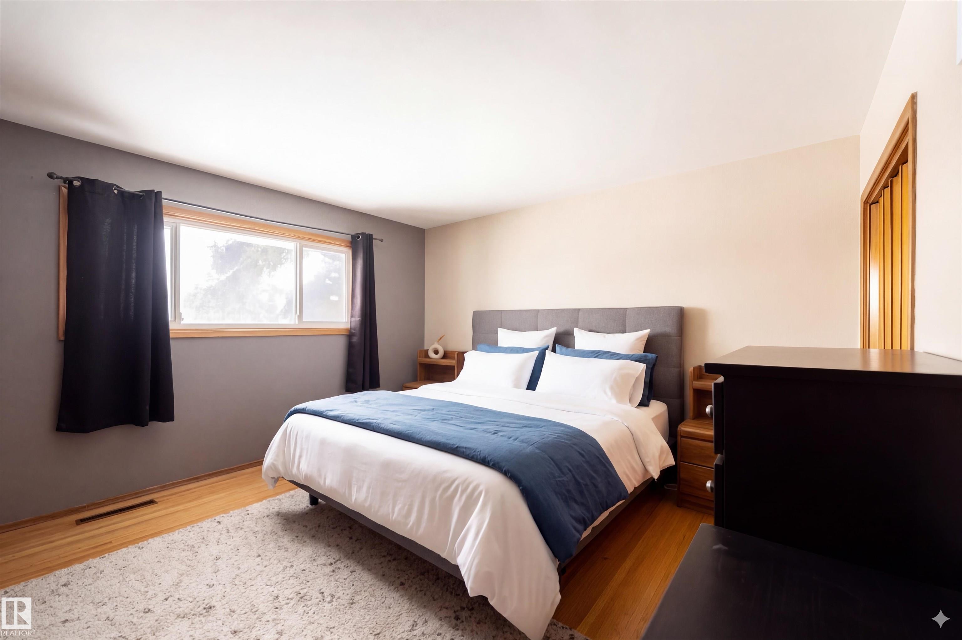 Photo 6 at 13524 113a Street NW, Kensington, Edmonton