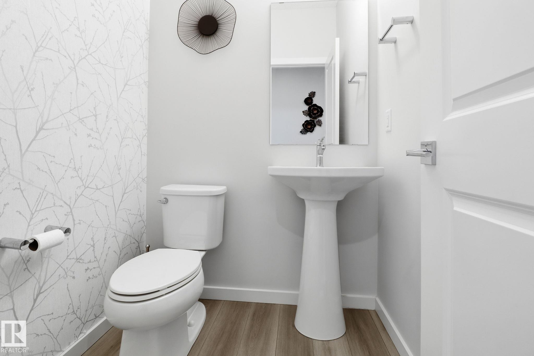 Photo 14 at 10 Prospect Place, Prescott, Spruce Grove