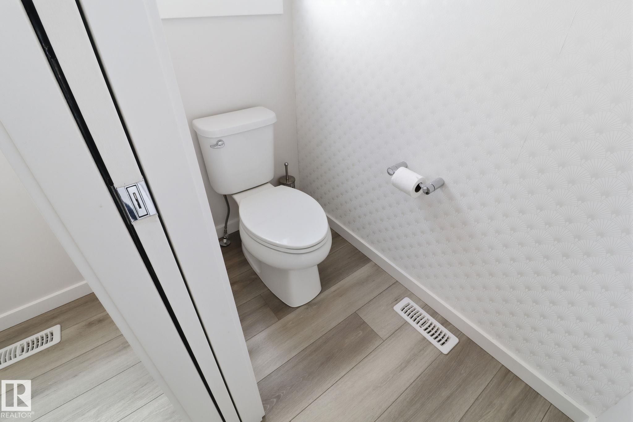 Photo 24 at 10 Prospect Place, Prescott, Spruce Grove