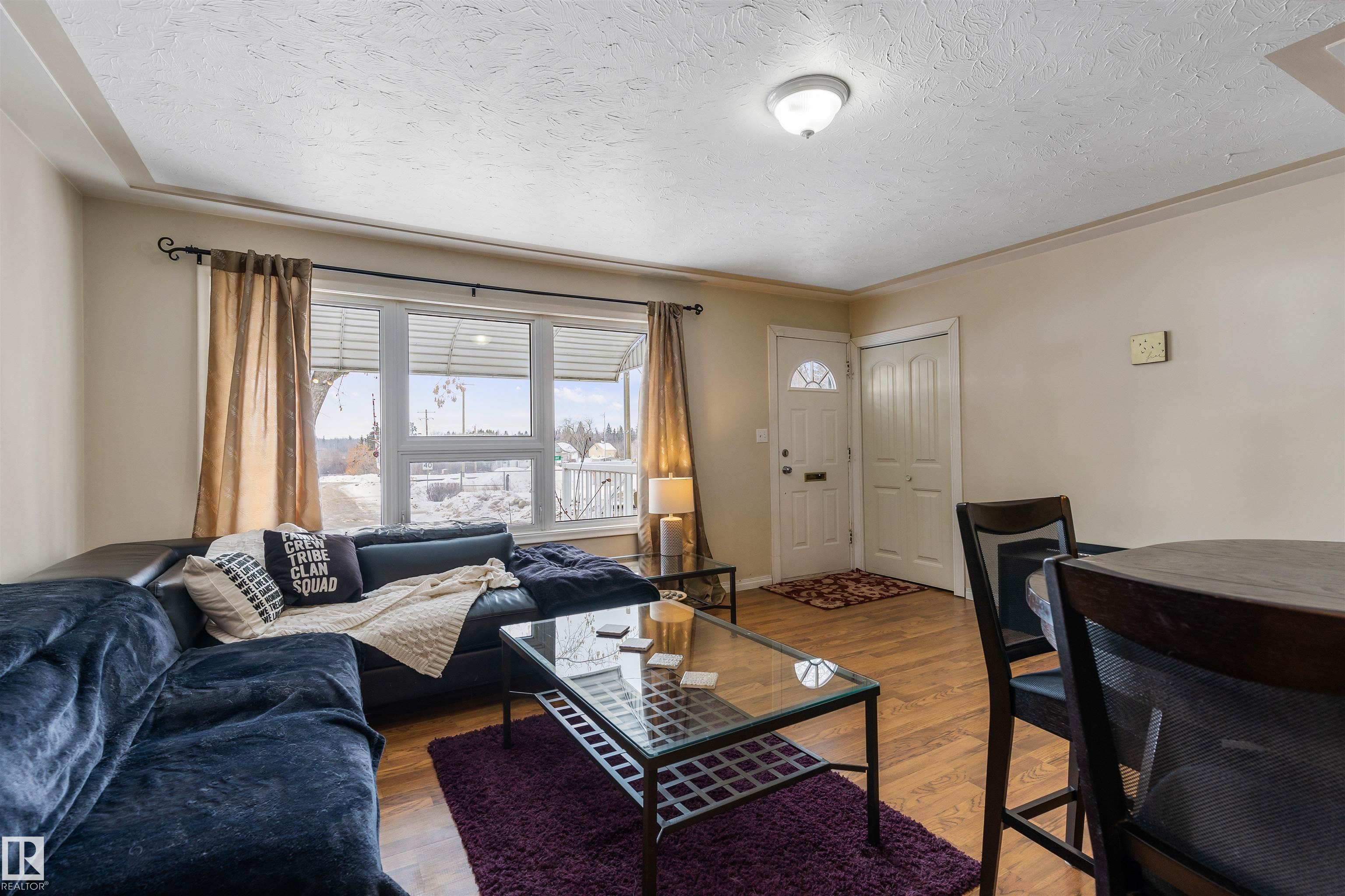 65 Mission Avenue, Mission, St. Albert