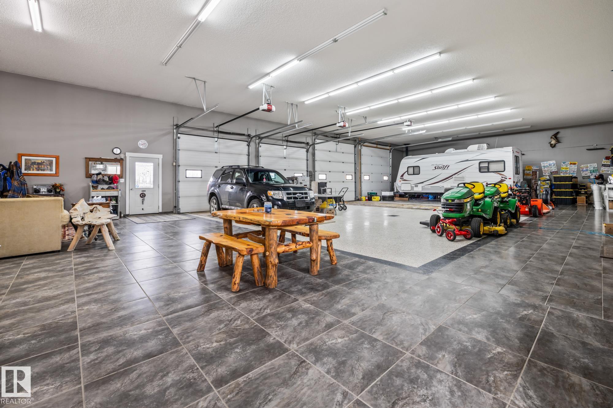 Photo 12 at 56515 Rge Road 222, None, Rural Sturgeon County