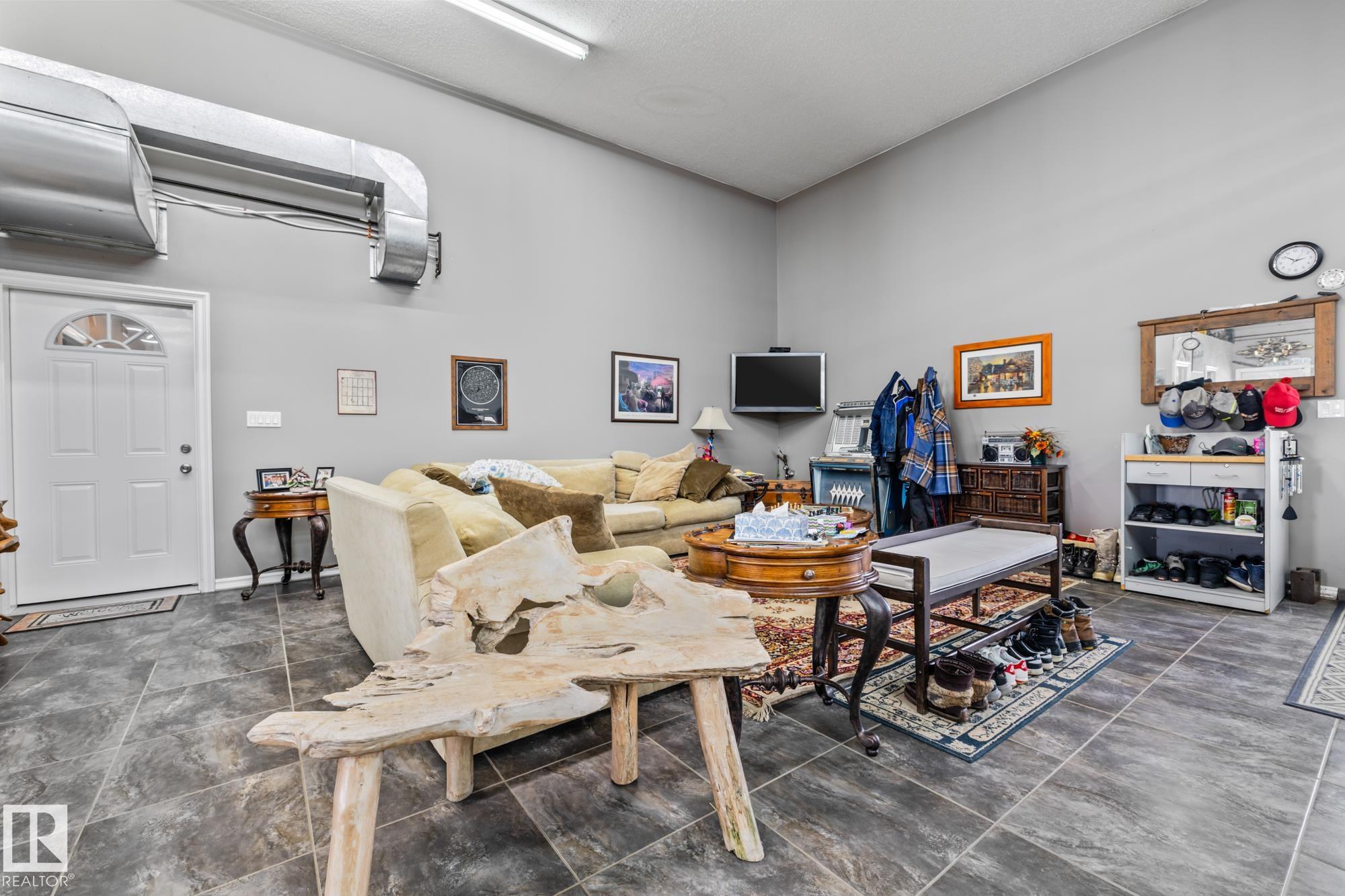 Photo 10 at 56515 Rge Road 222, None, Rural Sturgeon County