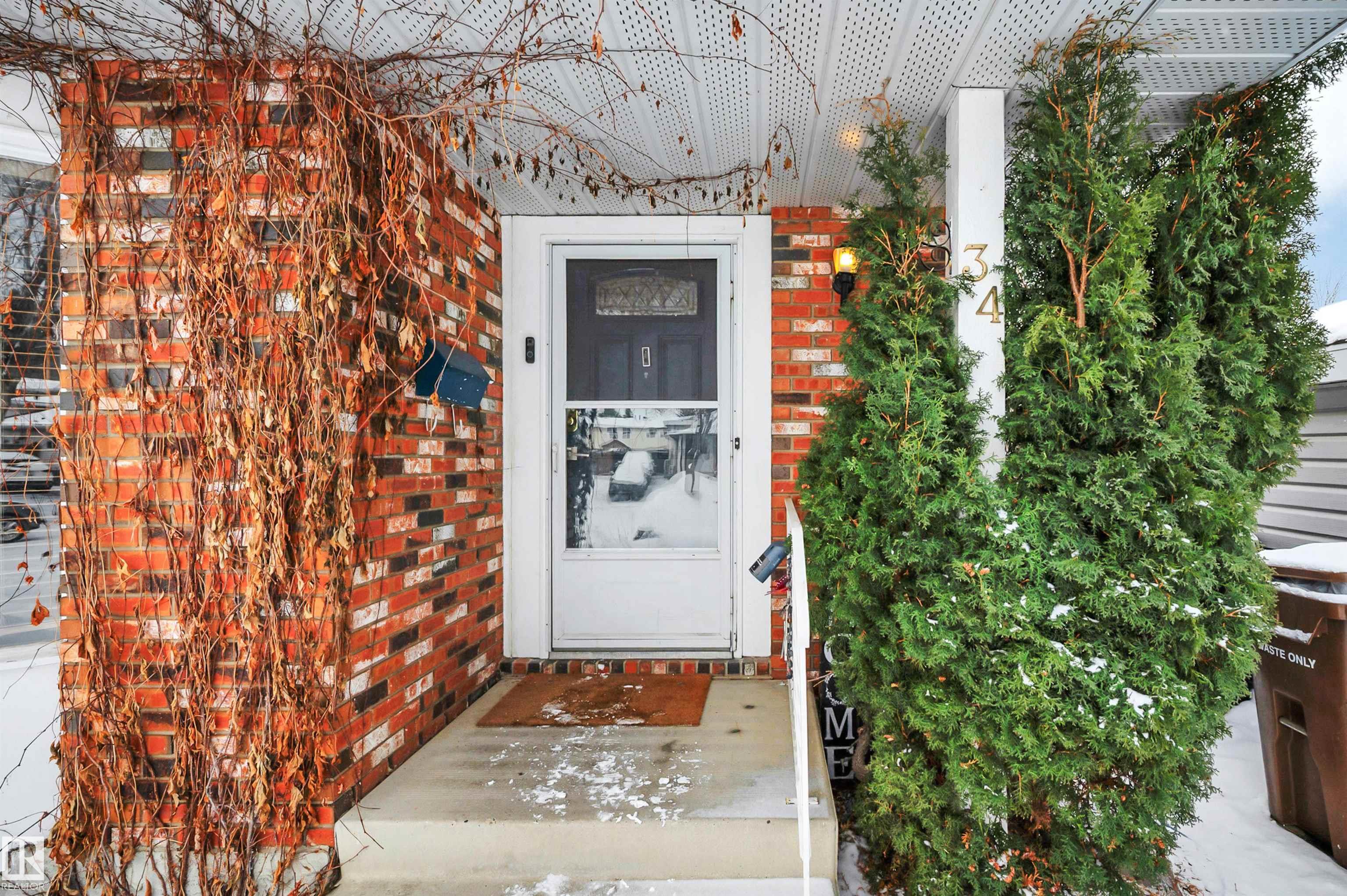 34 Walden Crescent, Woodlands, St. Albert