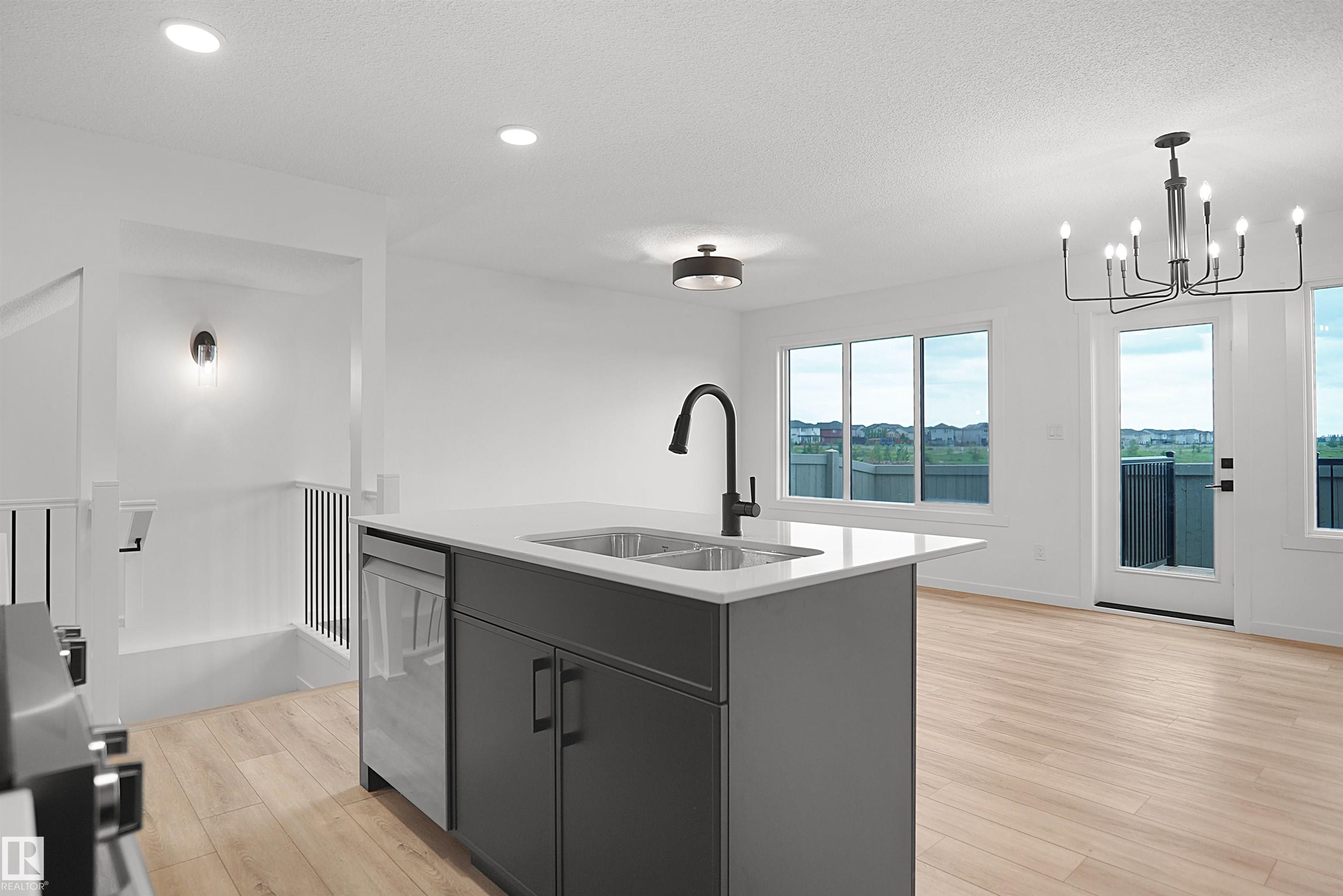 https://zimg.paragon.ice.com/ParagonImages/Property/PM/RAE/225392641/12/0/0/40924ea379da7bd41611aa7b03bce47d/1/759fa53c1692f825c4ebe757bbcdb0f7/225392641-b620e2ac-db8b-4e8b-9780-8f0fb15c2234.JPG