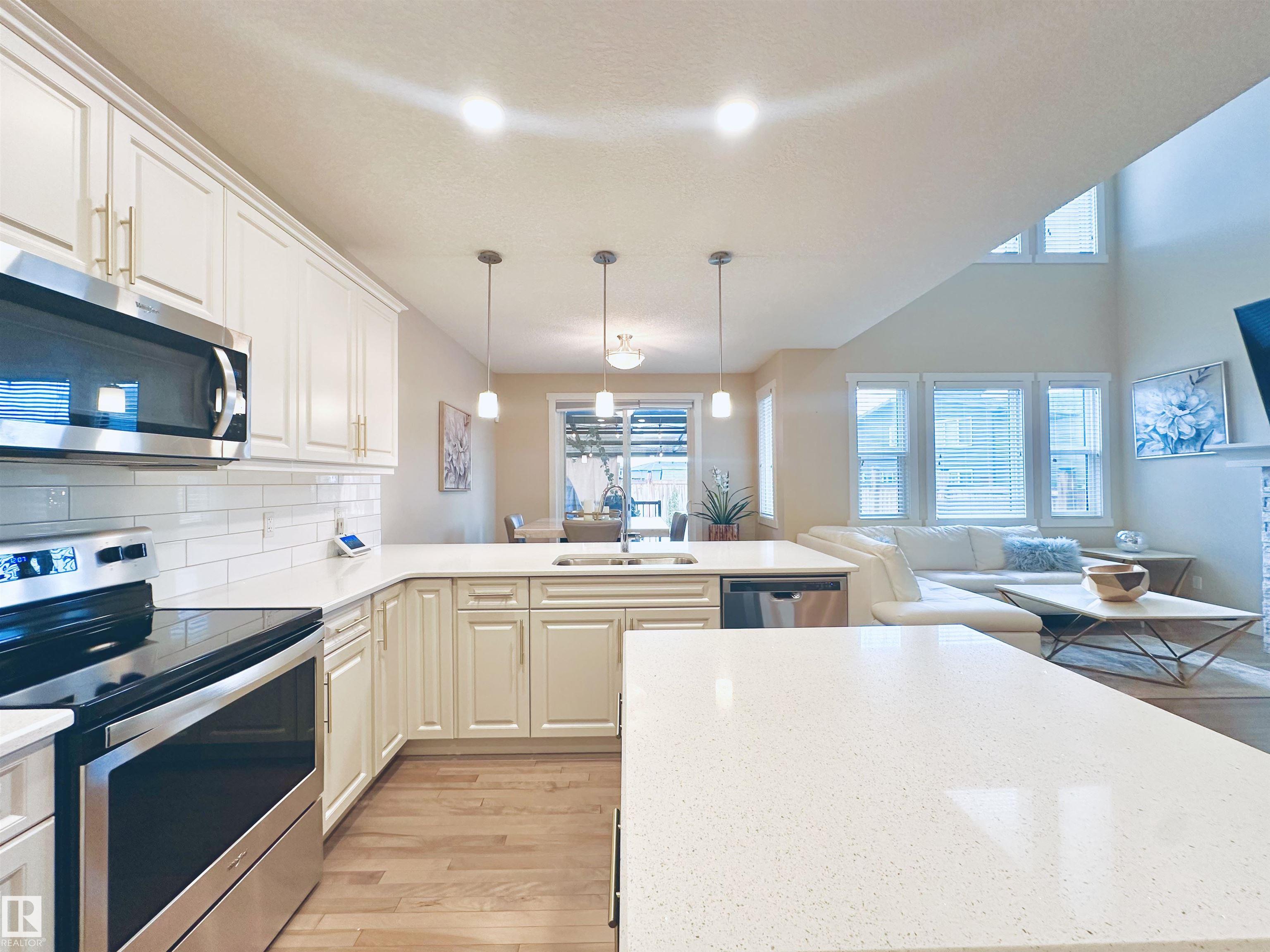 20119 29 Avenue NW, The Uplands, Edmonton