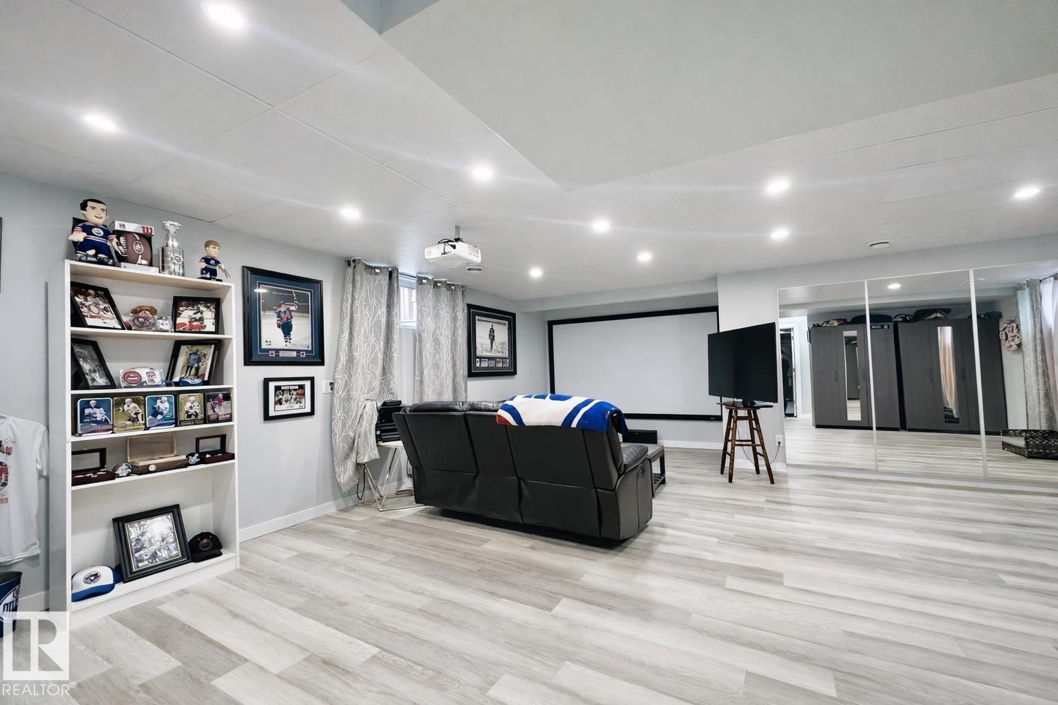 Photo 43 at 20119 29 Avenue NW, The Uplands, Edmonton