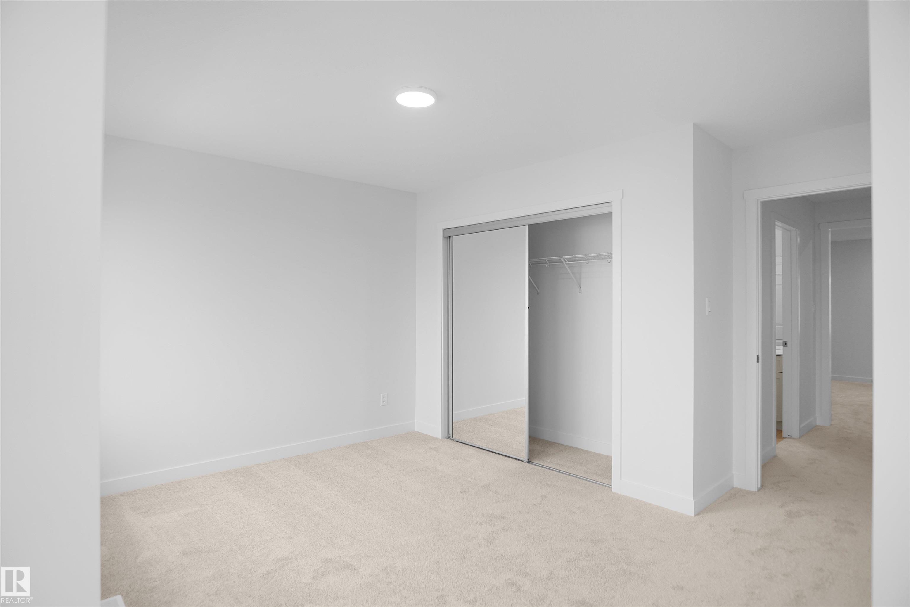 https://zimg.paragon.ice.com/ParagonImages/Property/PM/RAE/225392646/33/0/0/123a764f11bd8976c8fbf0df526b655d/1/8b2298ab1095033ce50222c76c563a67/225392646-22eefe29-1cd8-414d-ade2-b1c9f39abde1.JPG