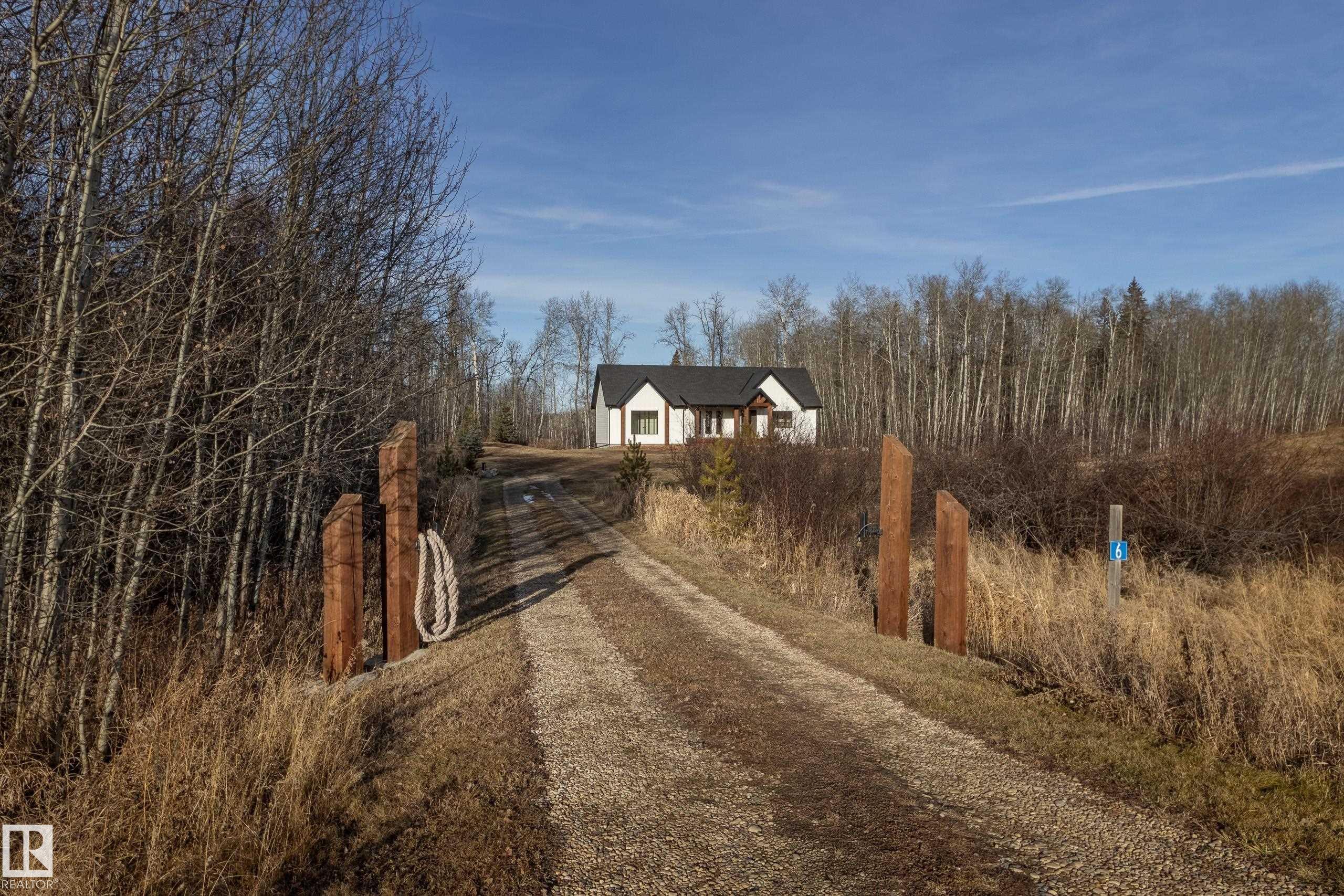 Photo 4 at 6 - 54514 Rge Road 12, Tuscany Hills, Rural Lac Ste. Anne County