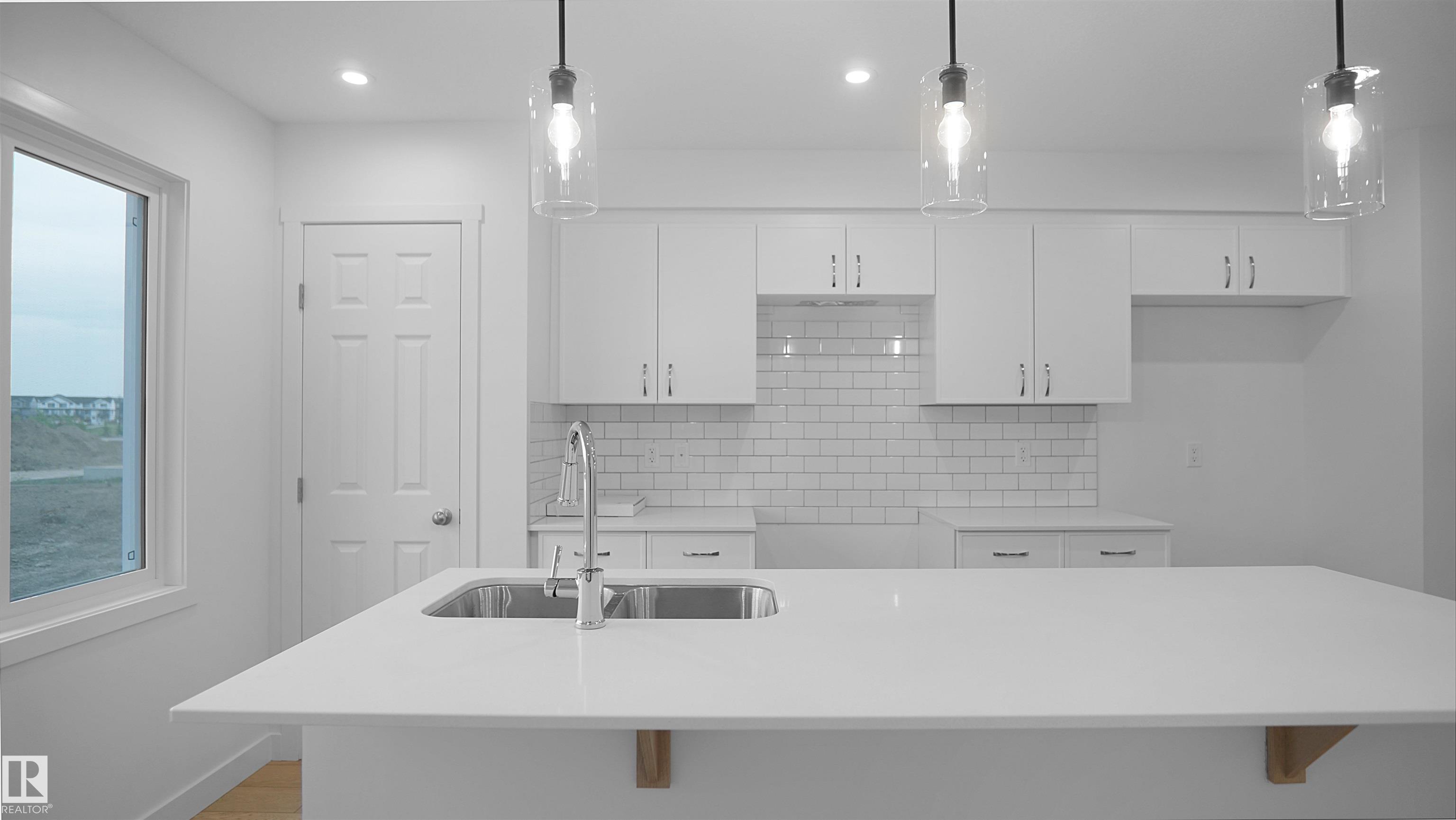 Photo 14 at 21139 25 Avenue NW, The Uplands, Edmonton