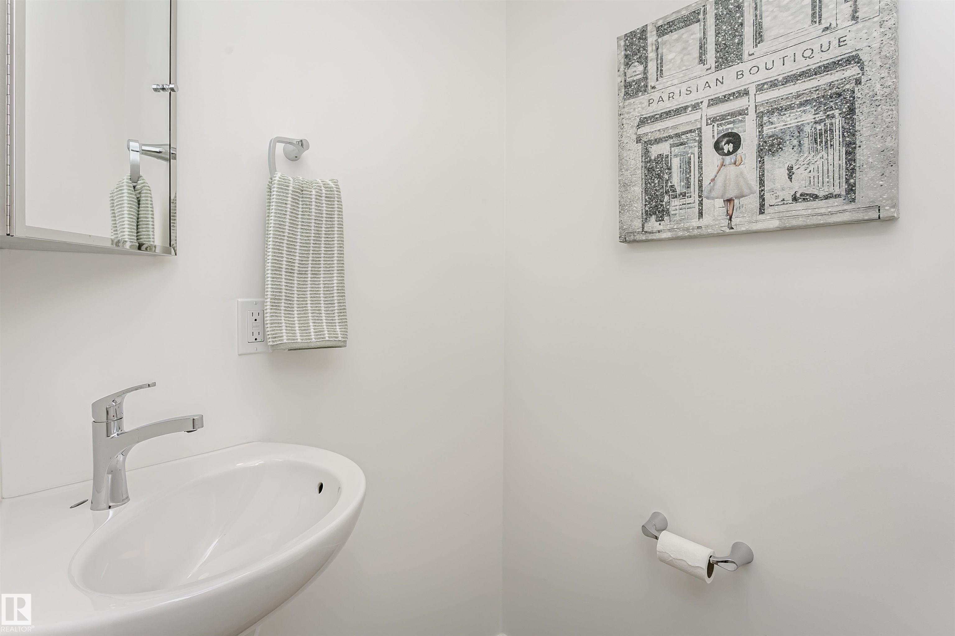 Photo 11 at 26 Eastwood Drive, Easton, Spruce Grove