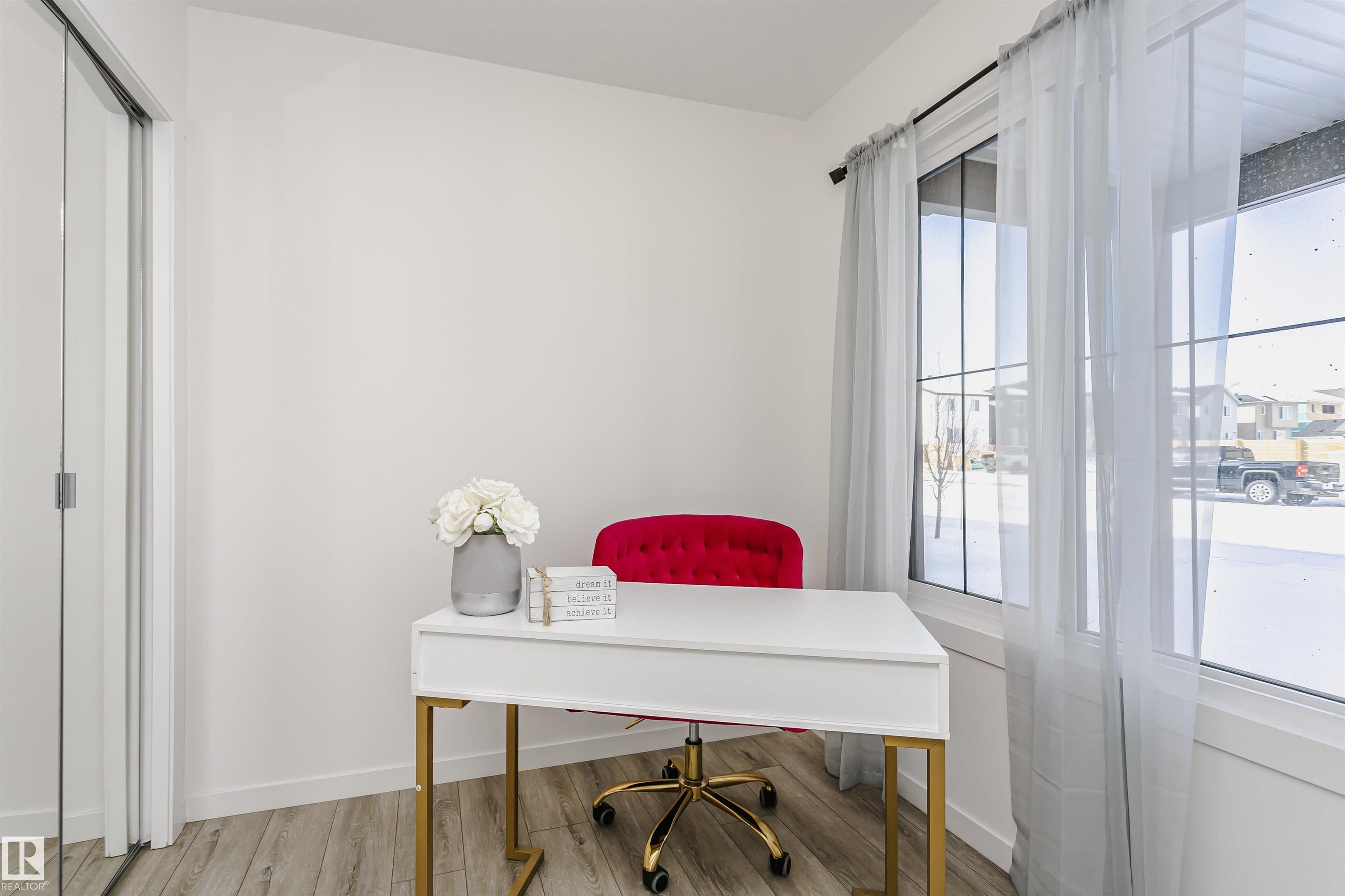 Photo 8 at 26 Eastwood Drive, Easton, Spruce Grove