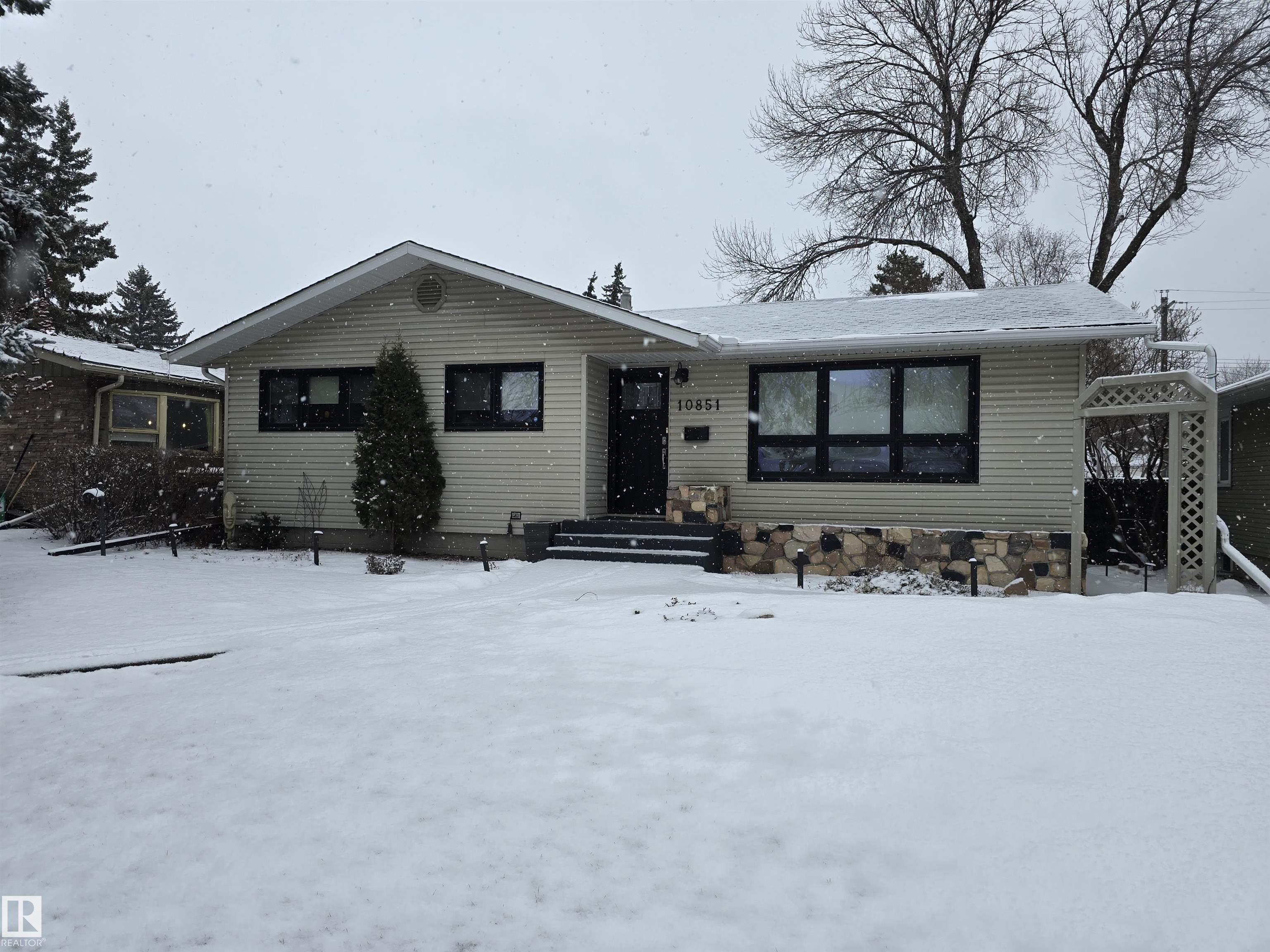 10851 141 Street NW, North Glenora, Edmonton