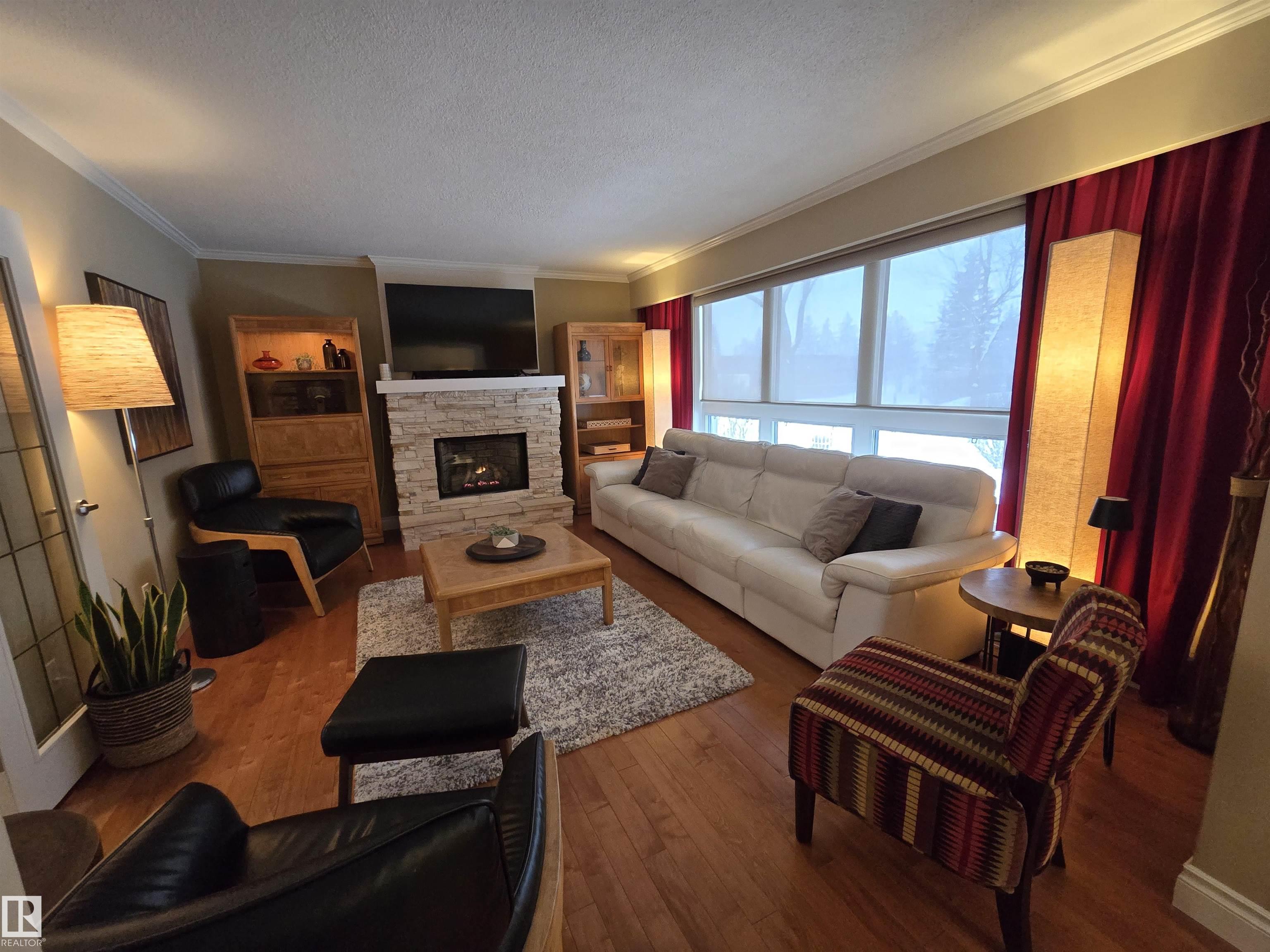 Photo 9 at 10851 141 Street NW, North Glenora, Edmonton