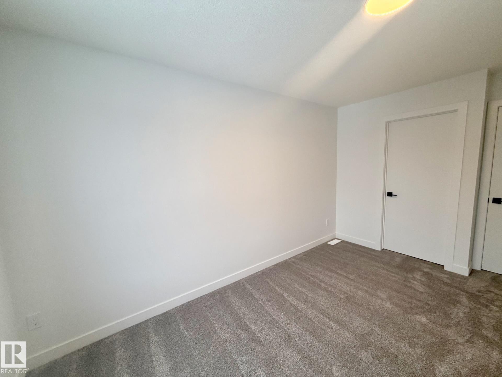 Photo 15 at 2 - 710 Mattson Drive SW, Mattson, Edmonton